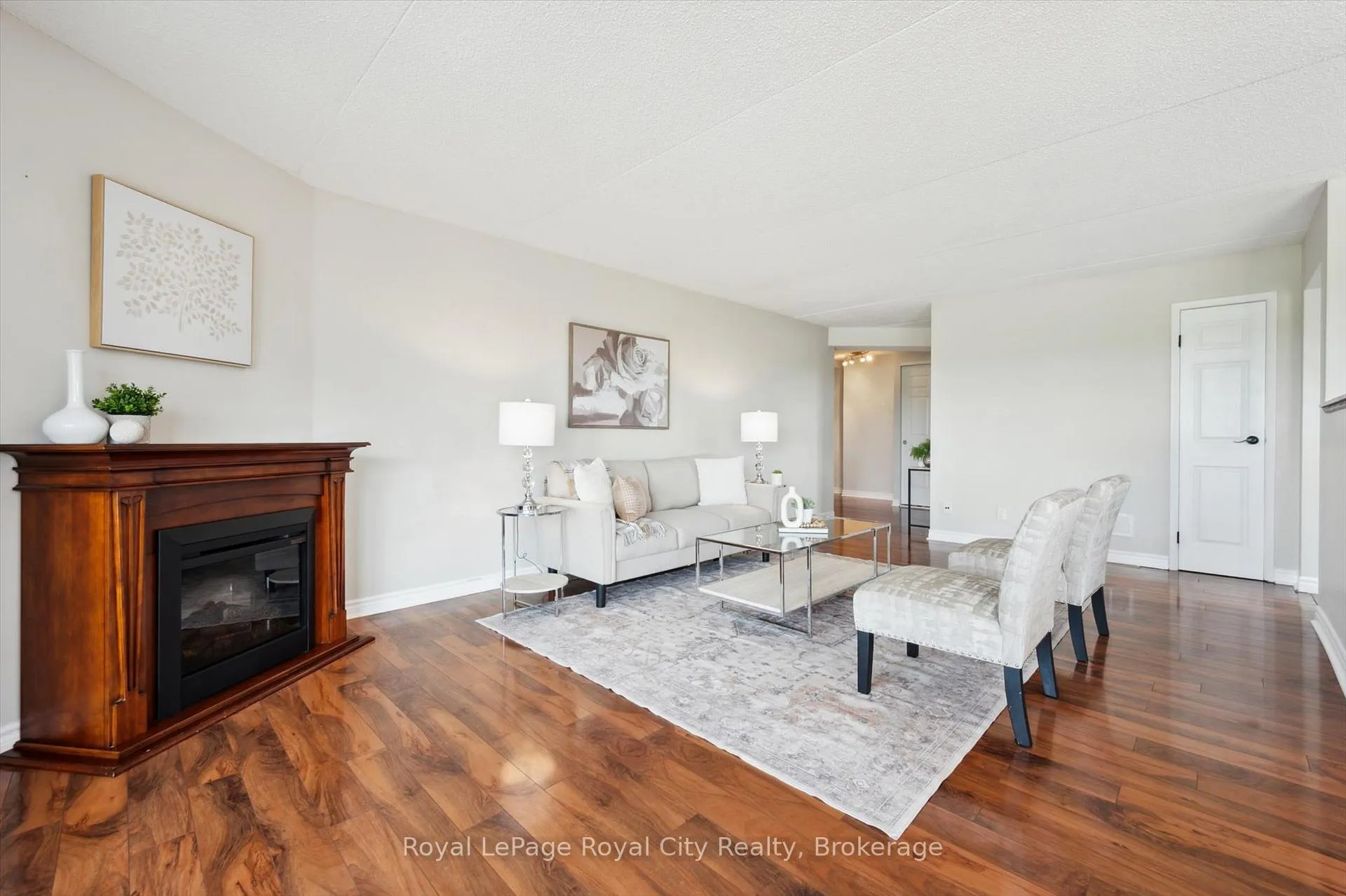 Photo 15 of Unit 501, 22 Marilyn Drive, Guelph, Riverside Park — HOMEH