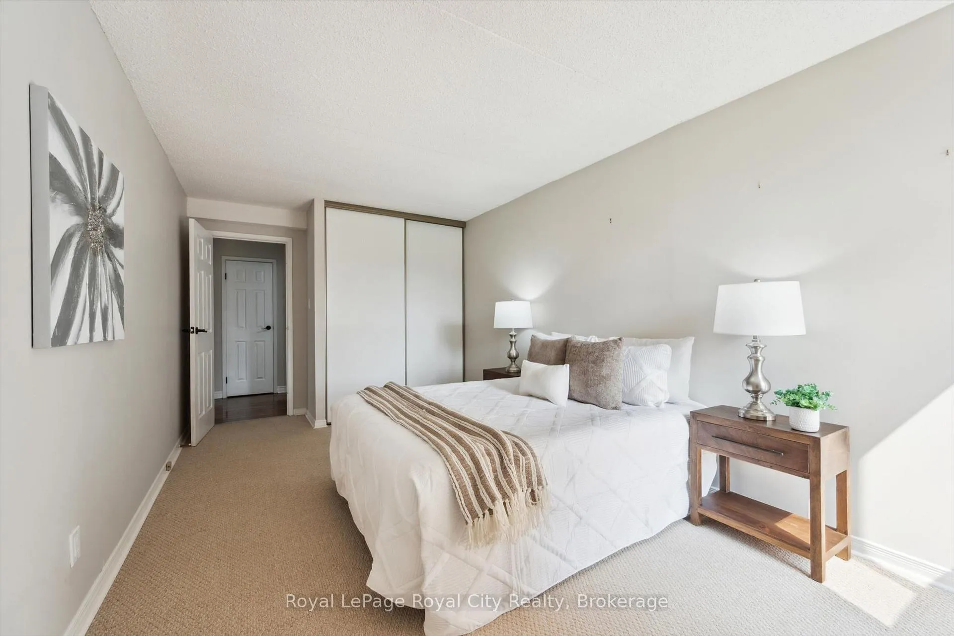 Photo 30 of Unit 501, 22 Marilyn Drive, Guelph, Riverside Park — HOMEH