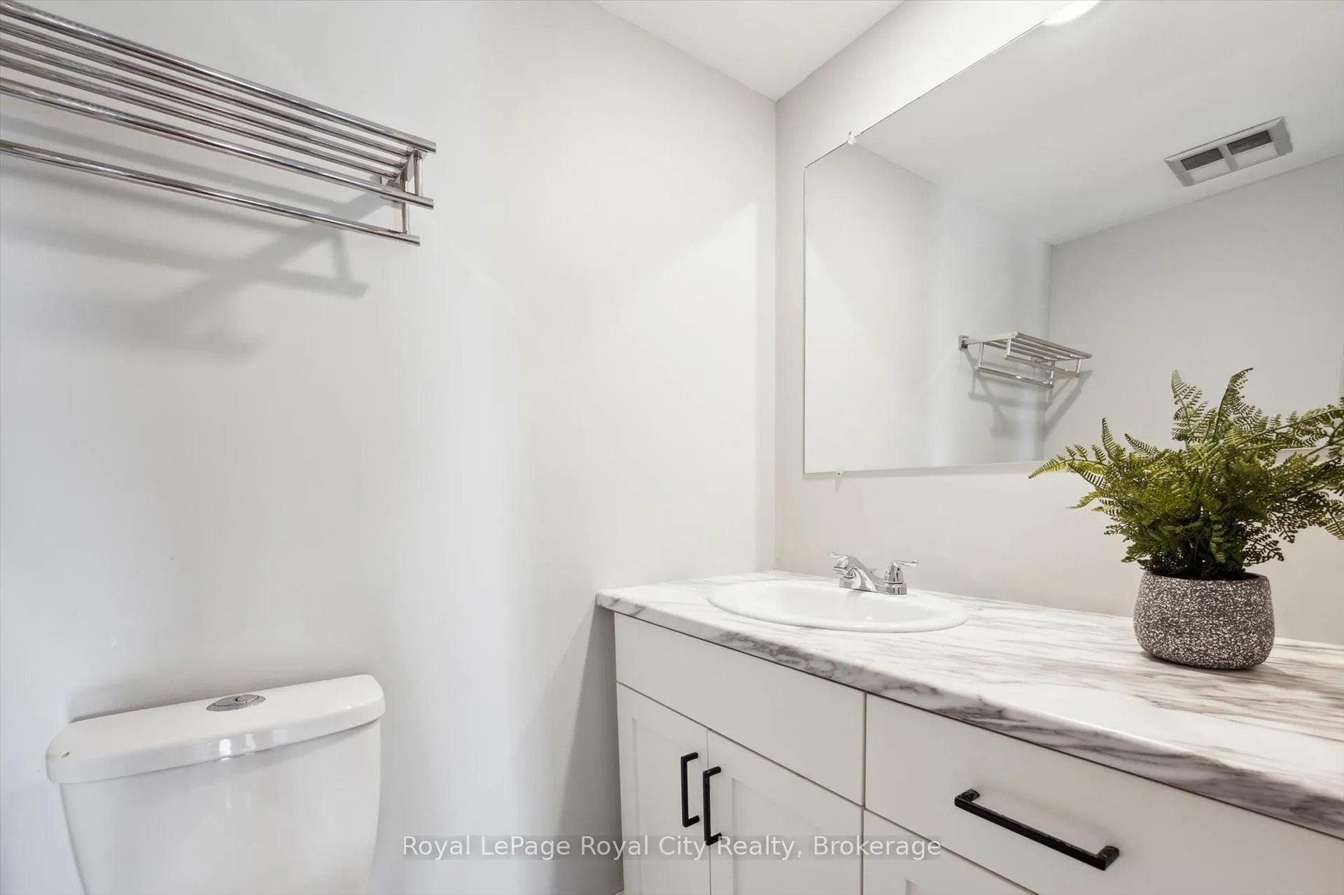 Photo 35 of Unit 501, 22 Marilyn Drive, Guelph, Riverside Park — HOMEH