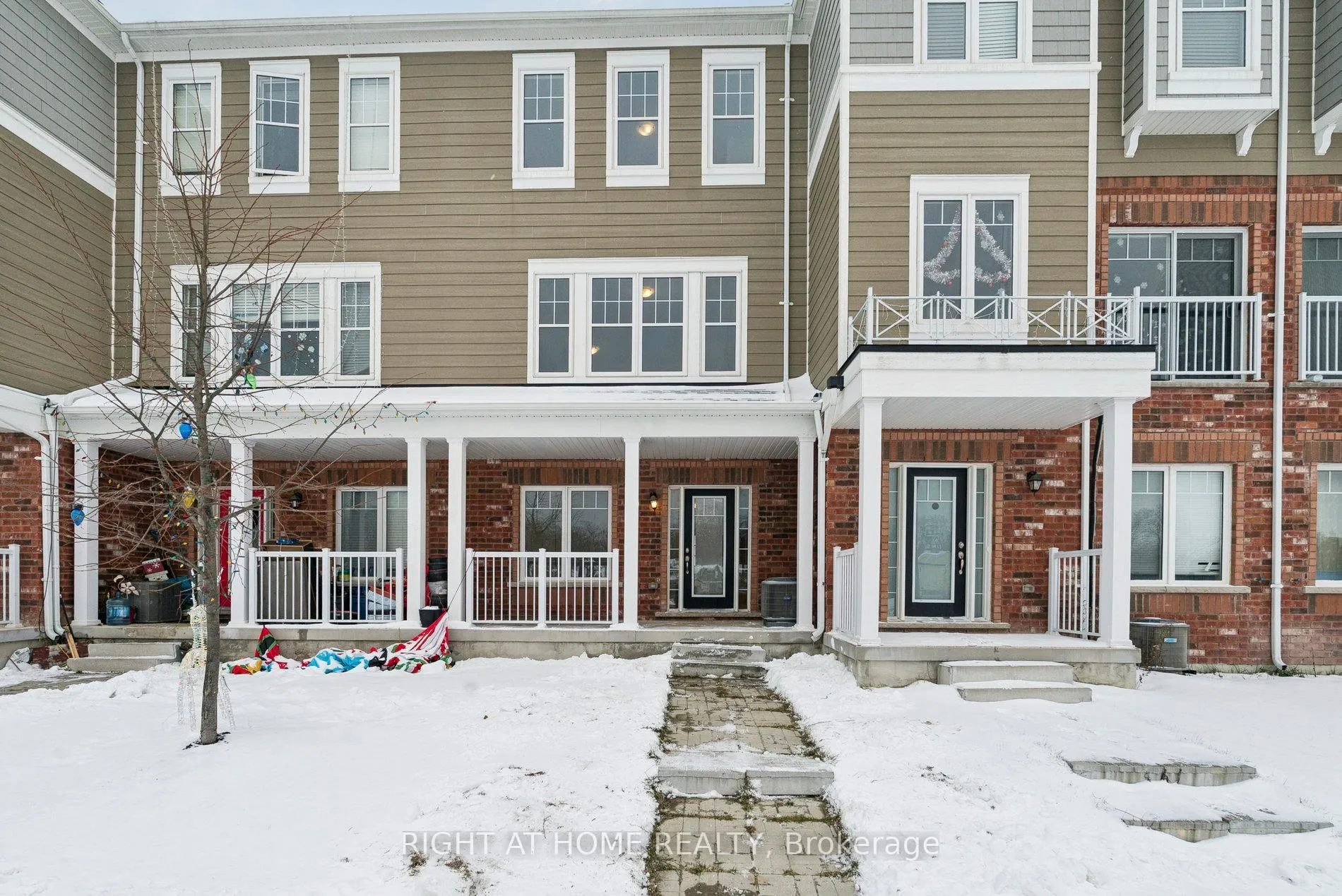 Photo 2 of 46 Village Gate Drive, Wasaga Beach — HOMEH