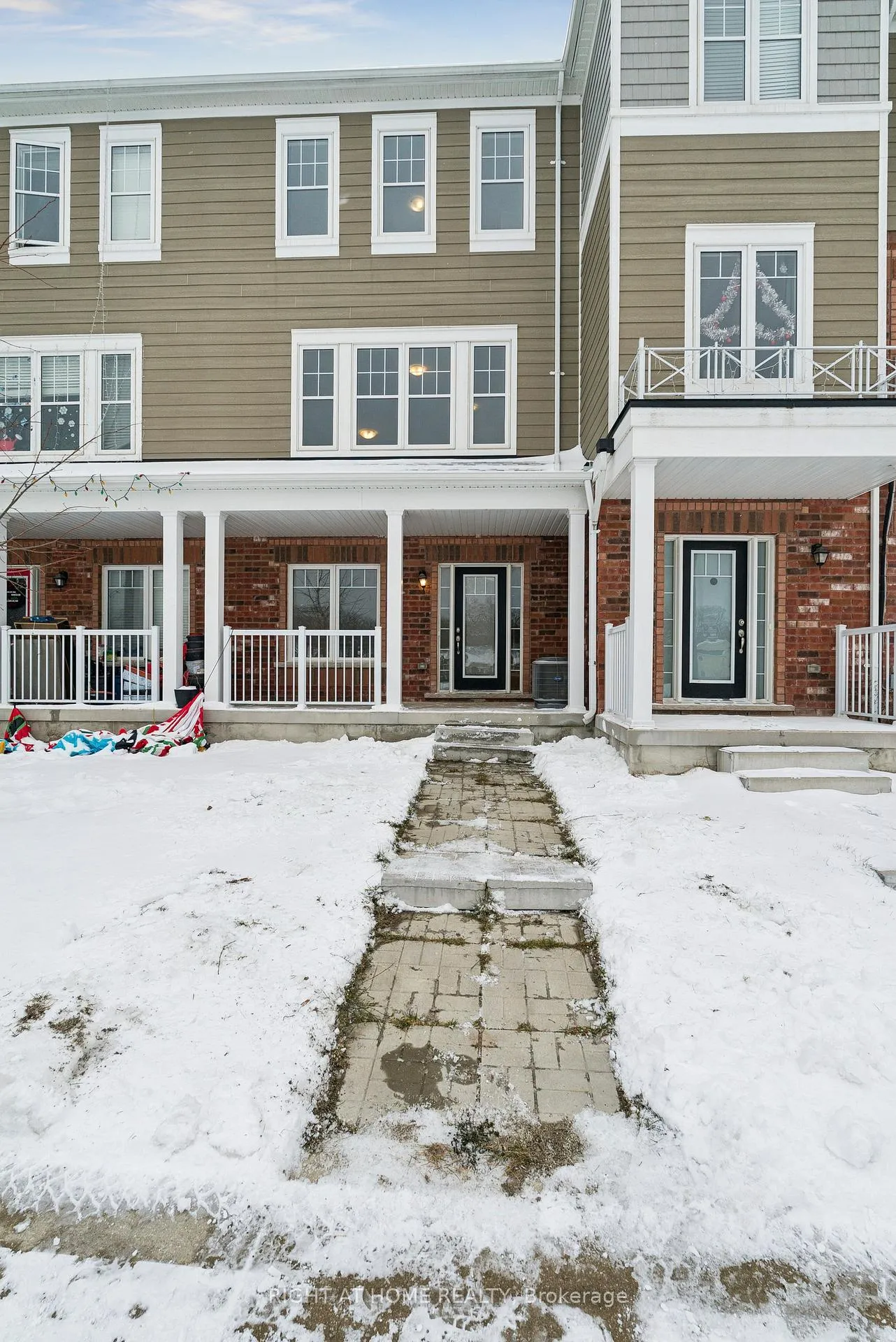 Photo 6 of 46 Village Gate Drive, Wasaga Beach — HOMEH