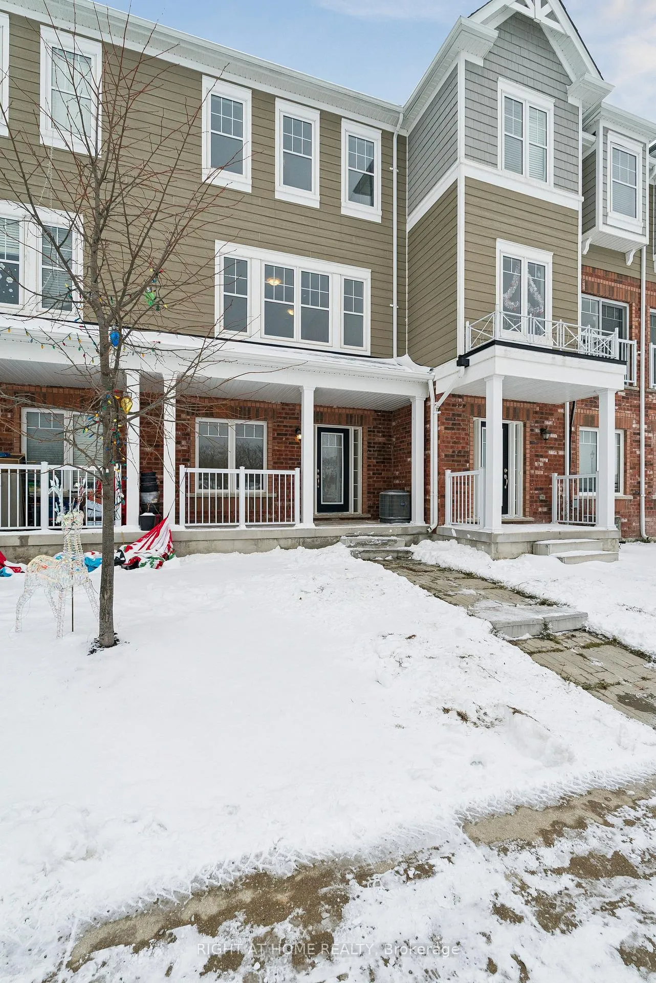 Photo 7 of 46 Village Gate Drive, Wasaga Beach — HOMEH
