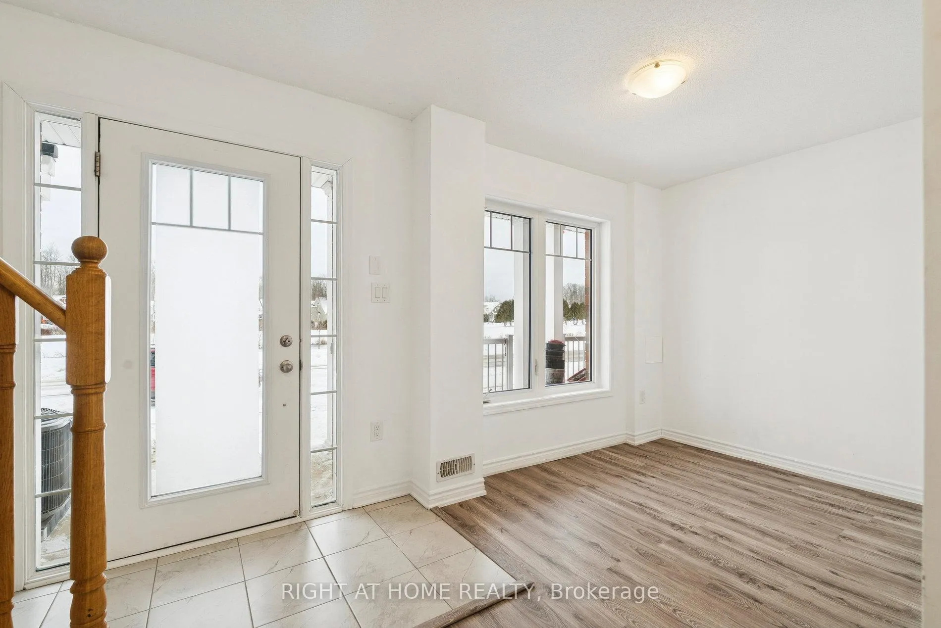 Photo 10 of 46 Village Gate Drive, Wasaga Beach — HOMEH