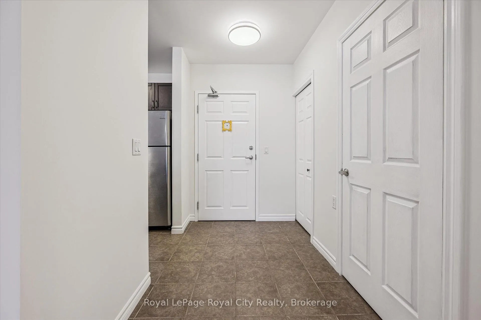 Photo 4 of Unit 207, 2 Colonial Drive, Guelph, Pineridge/Westminster Woods — HOMEH