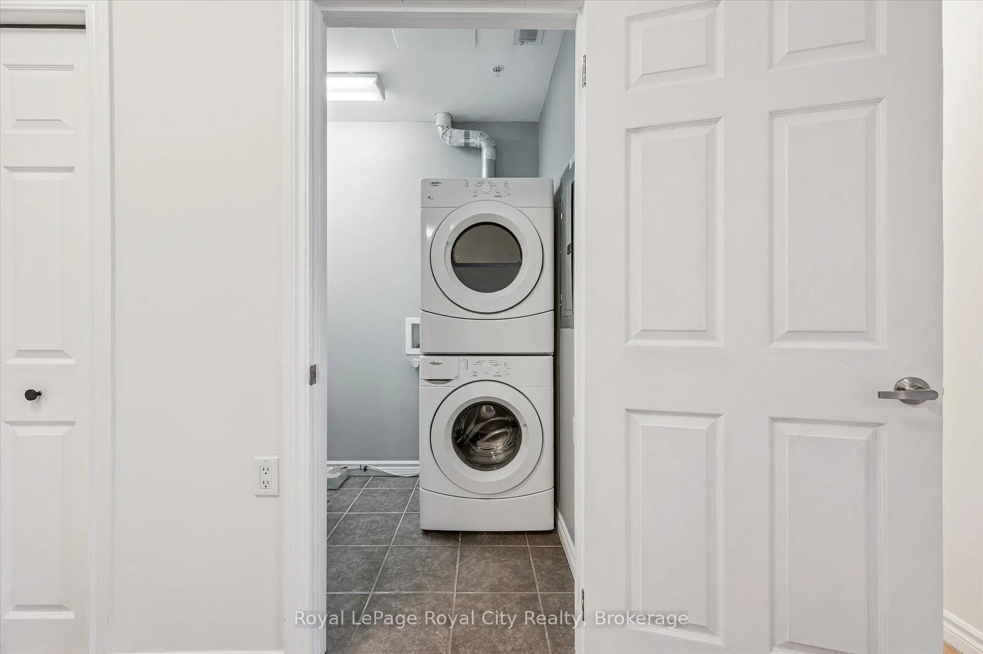 Photo 31 of Unit 207, 2 Colonial Drive, Guelph, Pineridge/Westminster Woods — HOMEH