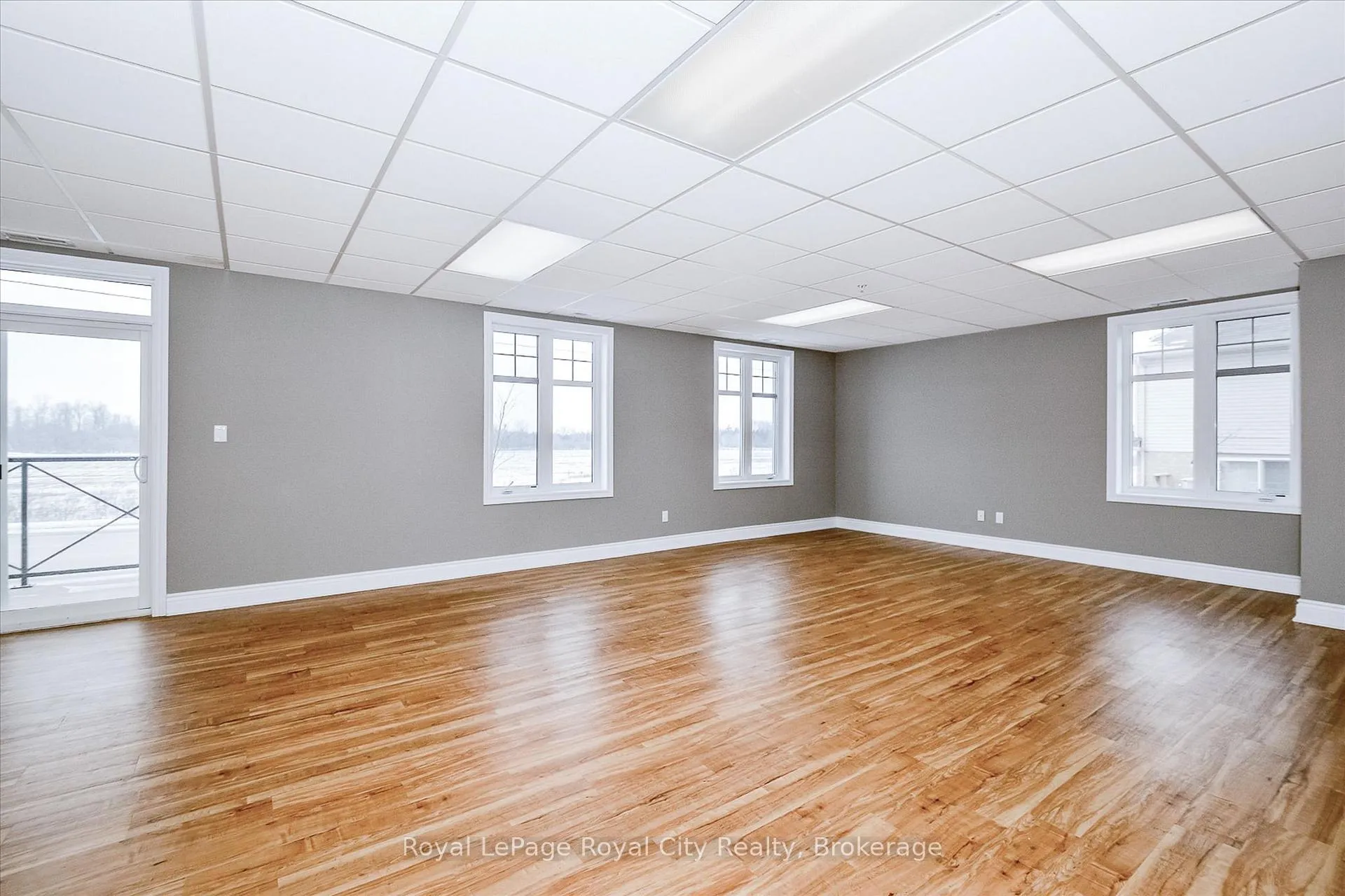 Photo 34 of Unit 207, 2 Colonial Drive, Guelph, Pineridge/Westminster Woods — HOMEH