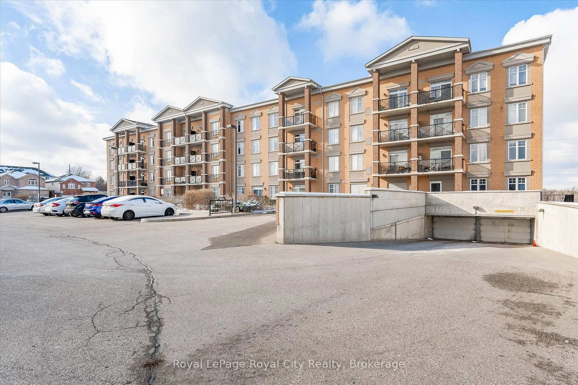 Photo 42 of Unit 207, 2 Colonial Drive, Guelph, Pineridge/Westminster Woods — HOMEH
