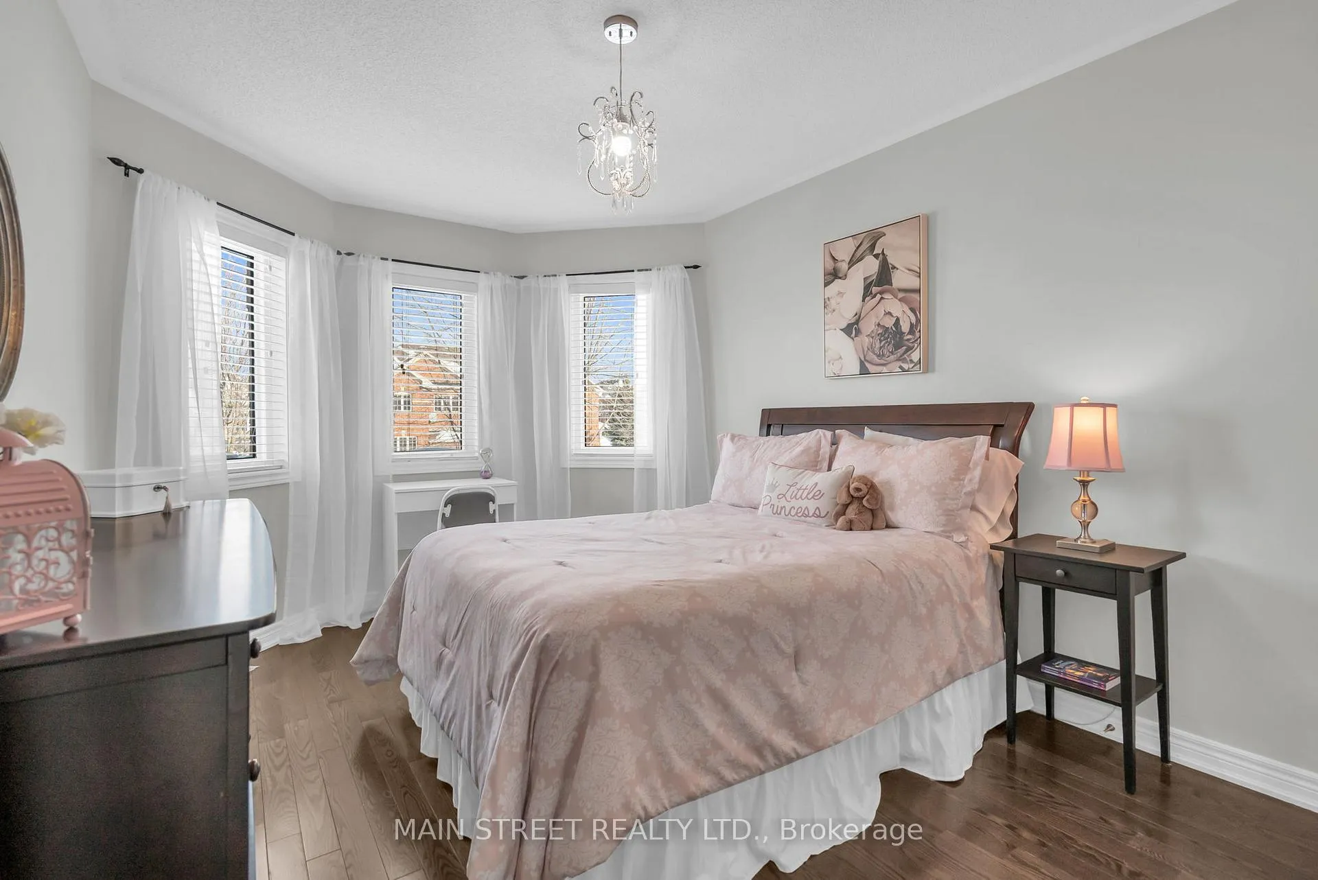 Photo 19 of 382 Conover Avenue, Aurora, Bayview Northeast — HOMEH