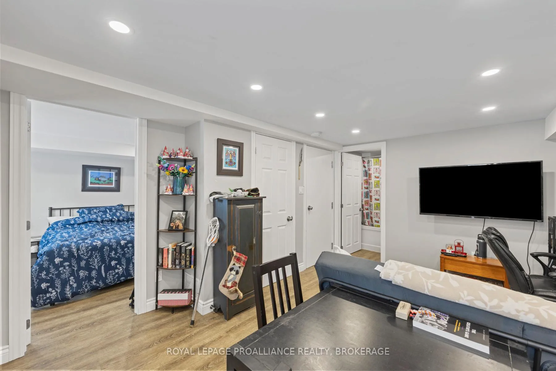 Photo 27 of 120 Hillendale Avenue, Kingston, West of Sir John A. Blvd — HOMEH