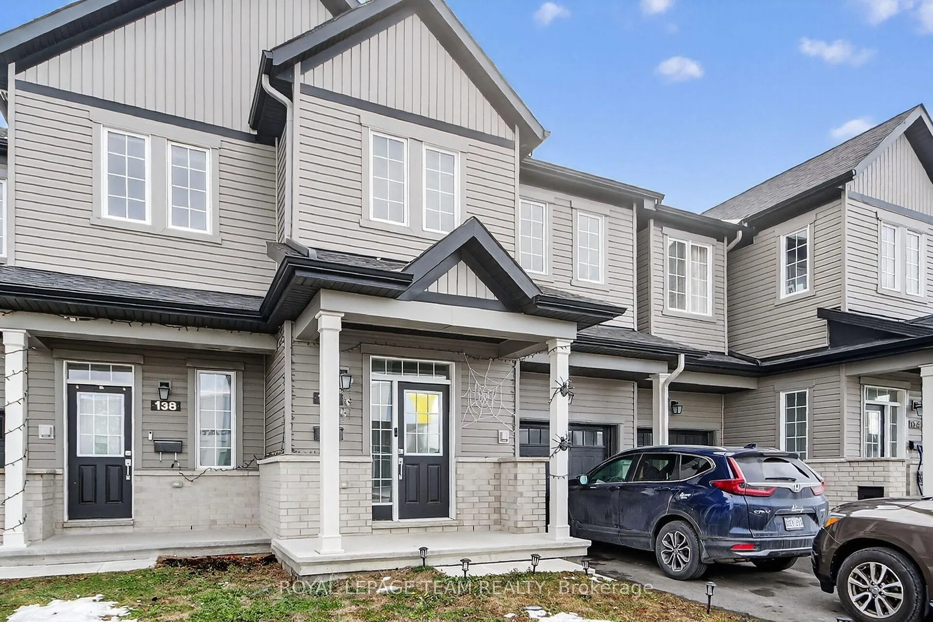 Photo 2 of 136 Main Halyard Lane, Ottawa, Barrhaven - Half Moon Bay — HOMEH