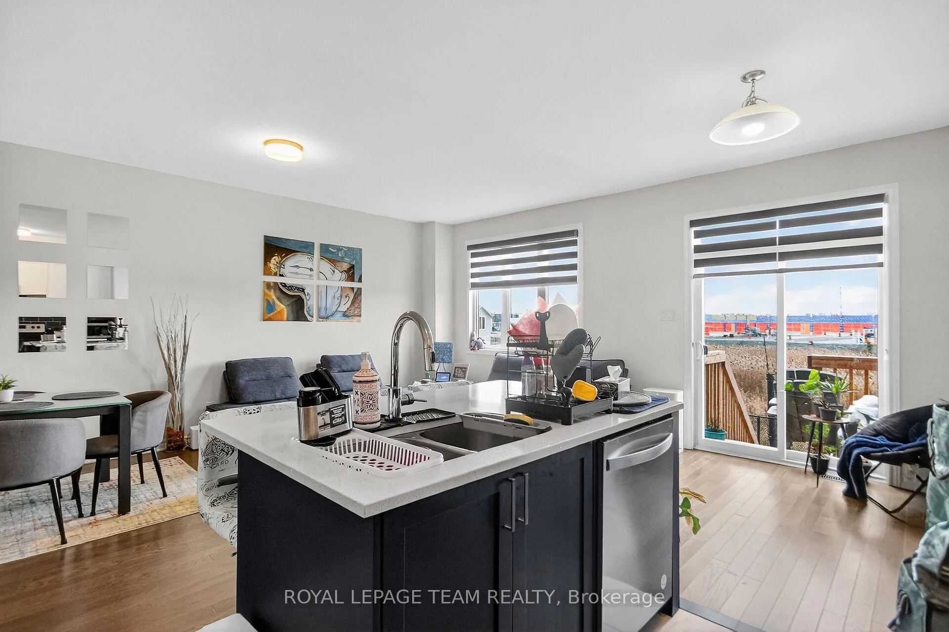Photo 12 of 136 Main Halyard Lane, Ottawa, Barrhaven - Half Moon Bay — HOMEH
