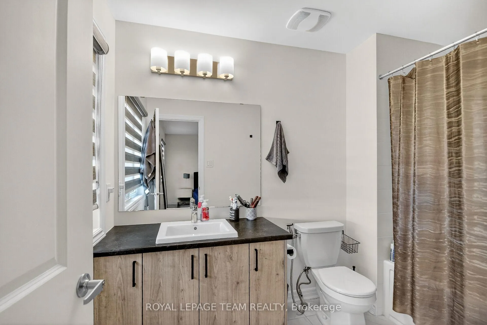 Photo 23 of 136 Main Halyard Lane, Ottawa, Barrhaven - Half Moon Bay — HOMEH