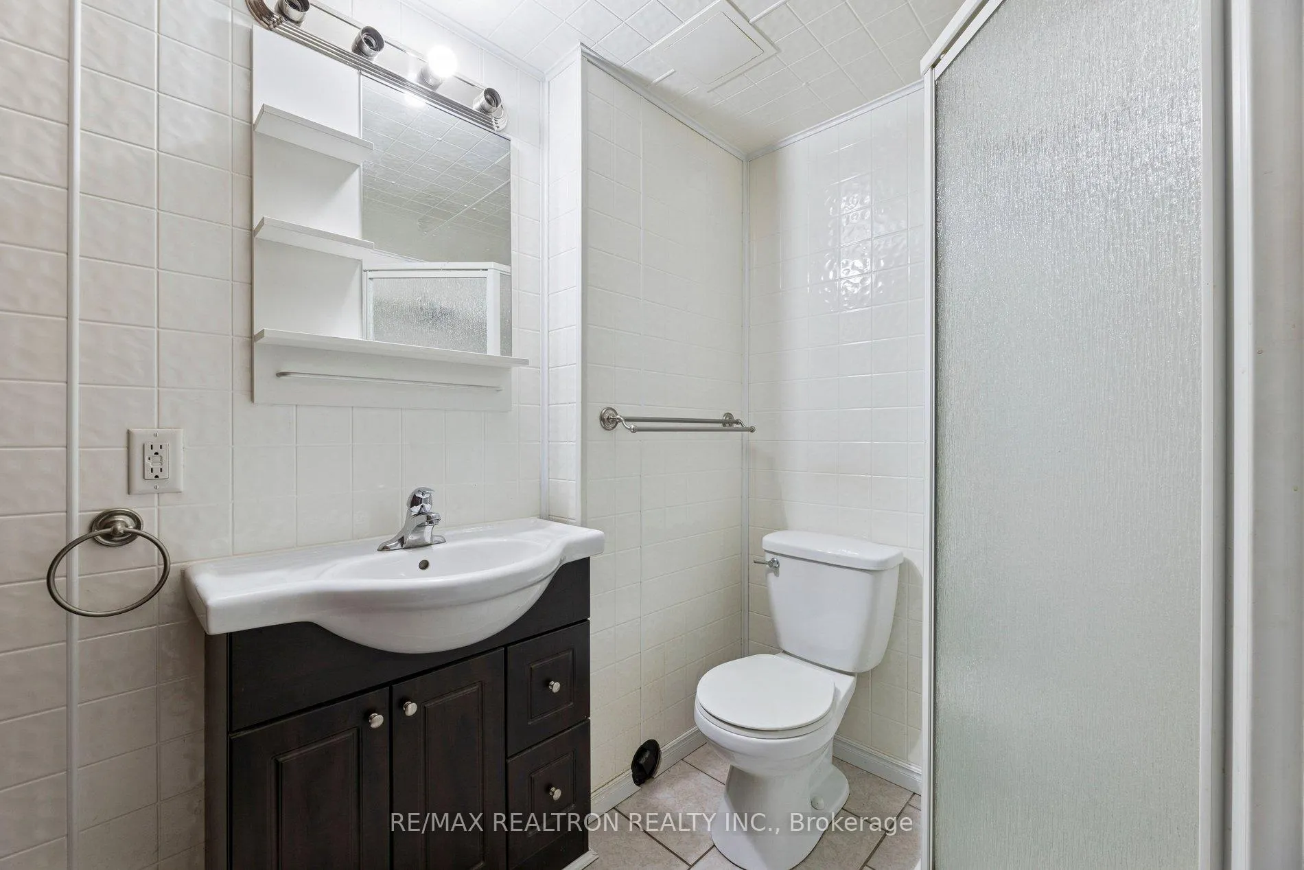 Photo 12 of 48 Scott Street, Whitby, Blue Grass Meadows — HOMEH