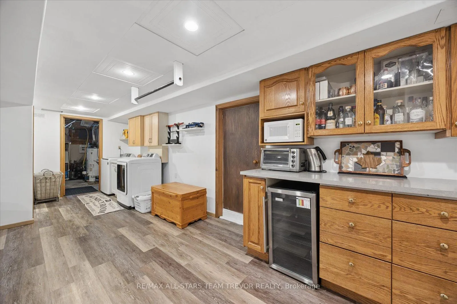 Photo 32 of 76 Brook Crescent, Georgina, Pefferlaw — HOMEH