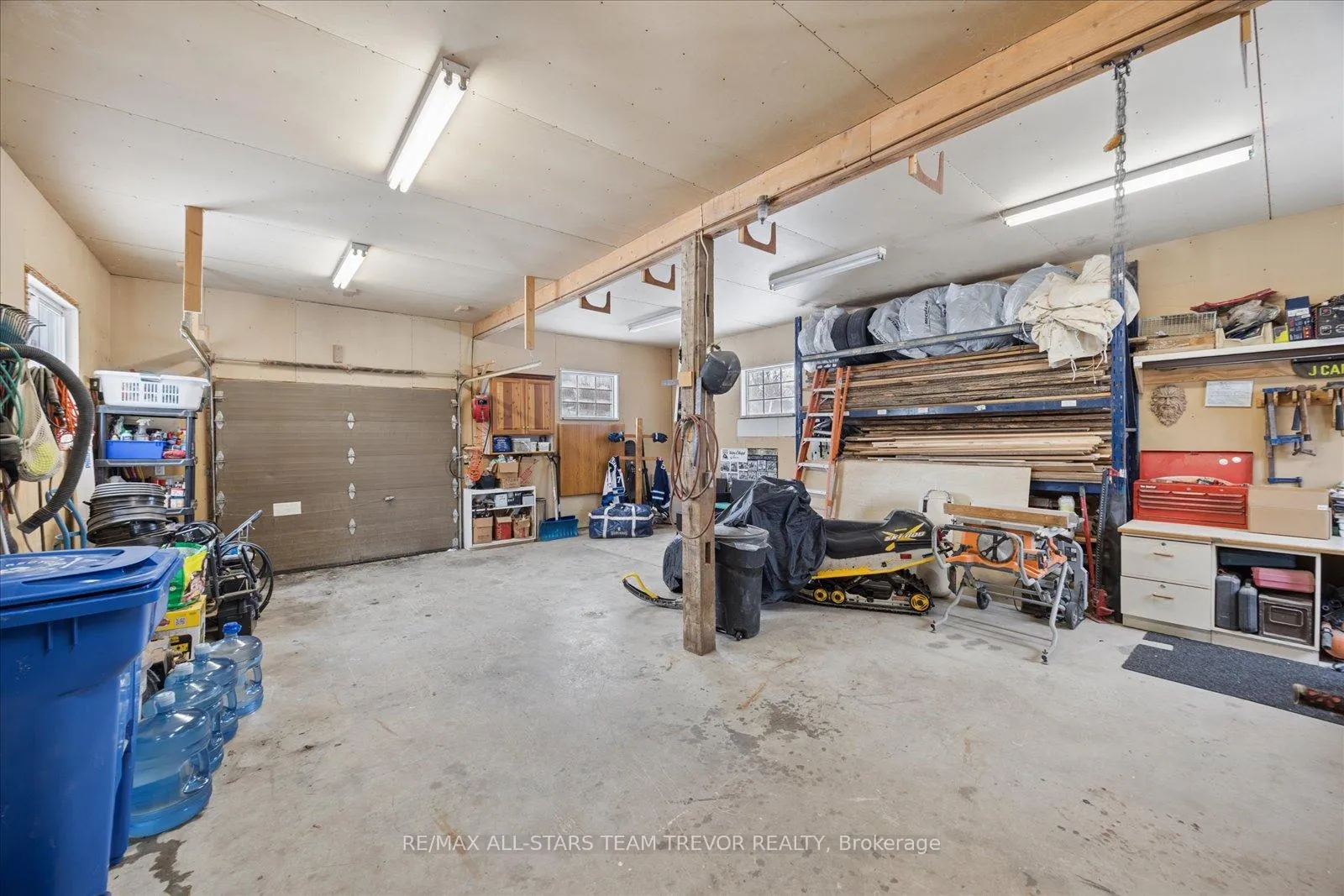 Photo 36 of 76 Brook Crescent, Georgina, Pefferlaw — HOMEH
