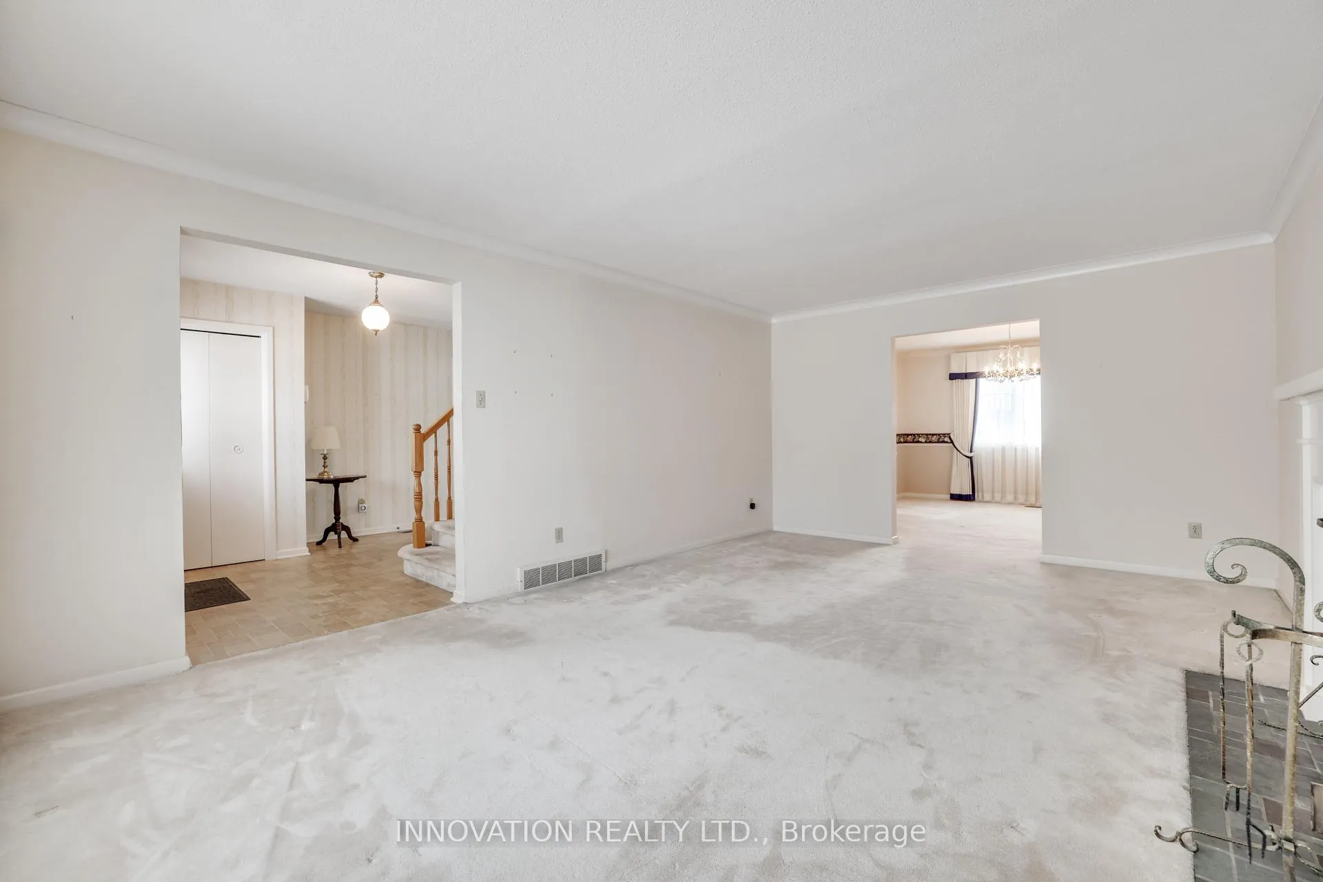 Photo 3 of 935 Parkhaven Avenue, Ottawa, Whitehaven — HOMEH