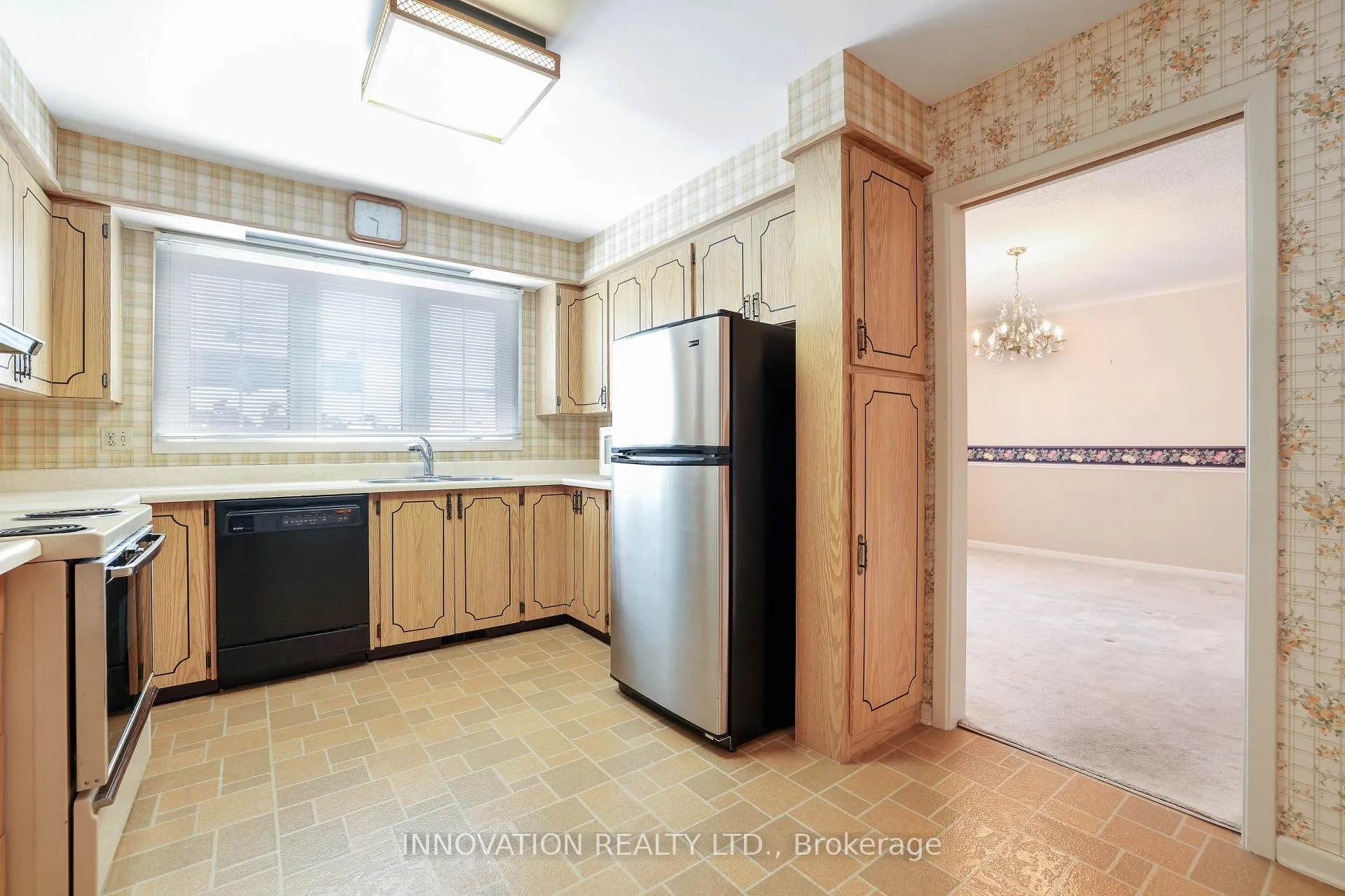 Photo 5 of 935 Parkhaven Avenue, Ottawa, Whitehaven — HOMEH