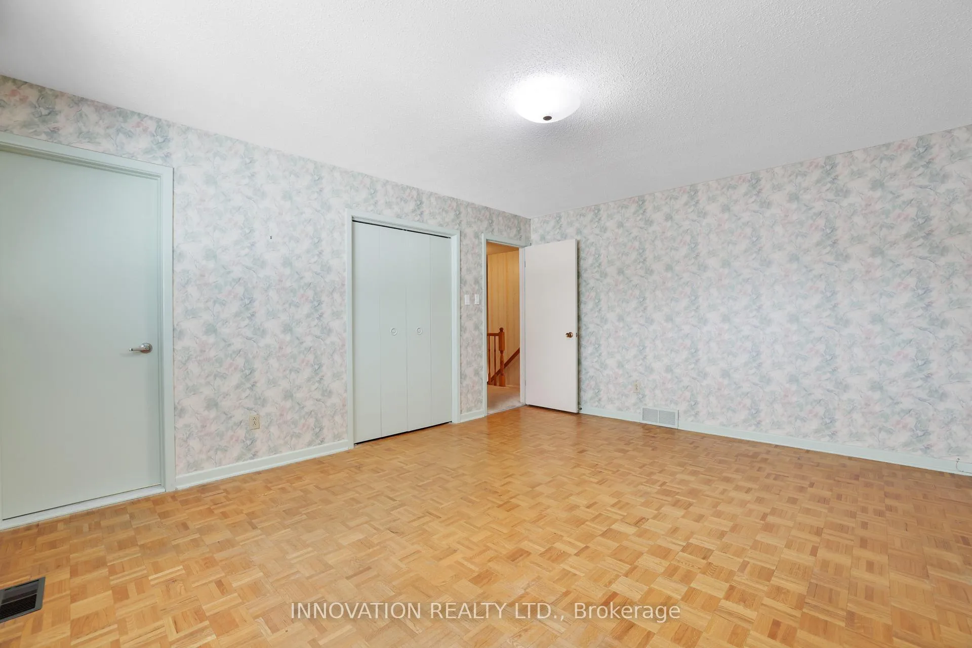 Photo 15 of 935 Parkhaven Avenue, Ottawa, Whitehaven — HOMEH