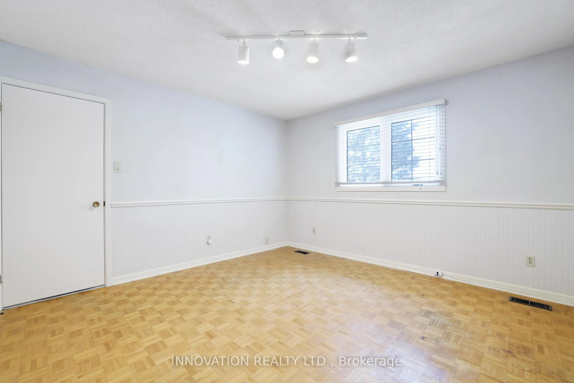 Photo 18 of 935 Parkhaven Avenue, Ottawa, Whitehaven — HOMEH