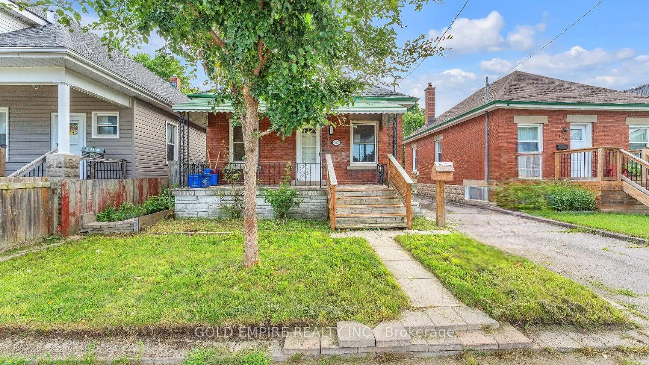 Front of 192 St Julien Street