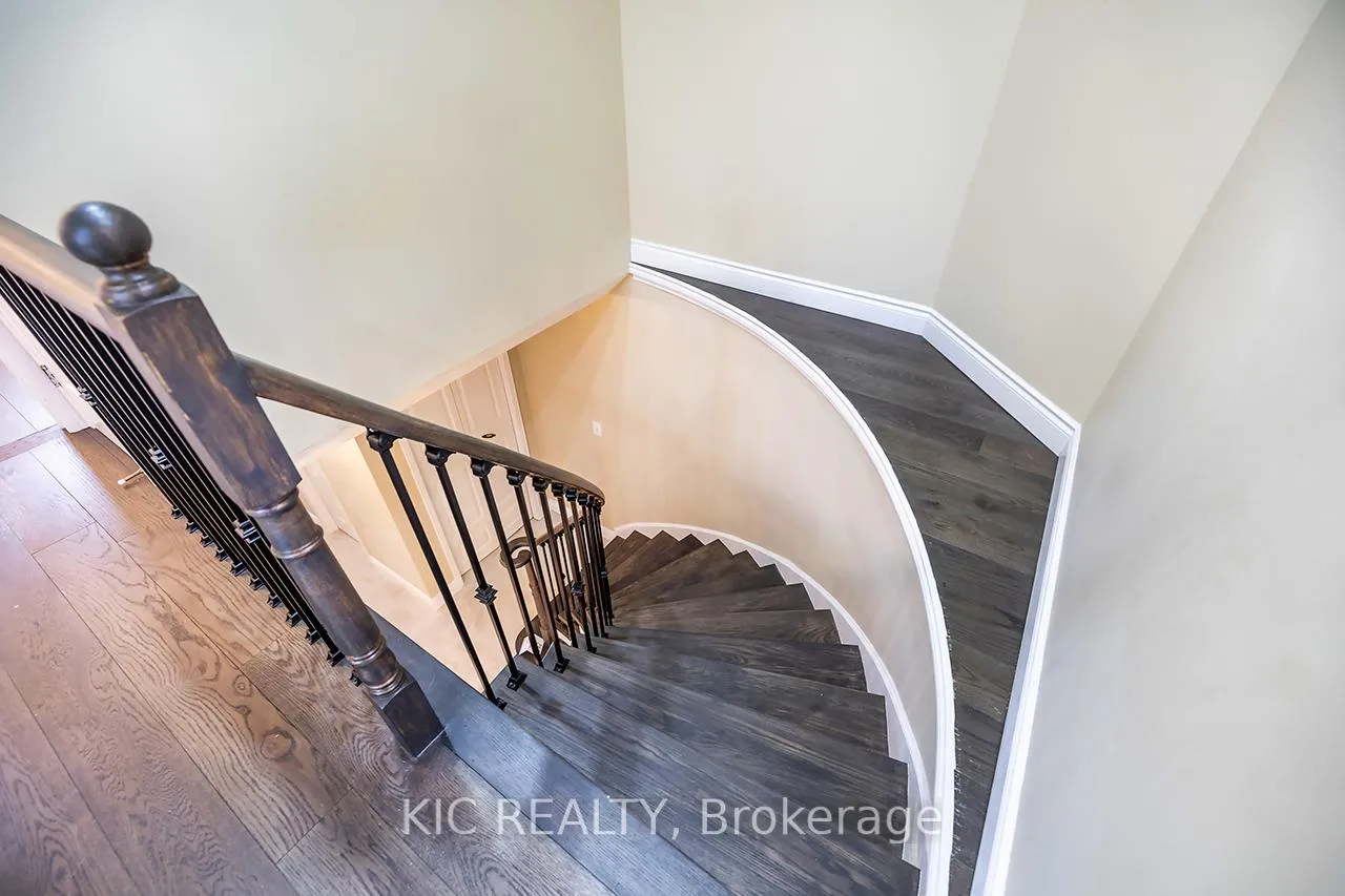 Photo 21 of 16 Turnberry Crescent, Clarington, Courtice — HOMEH