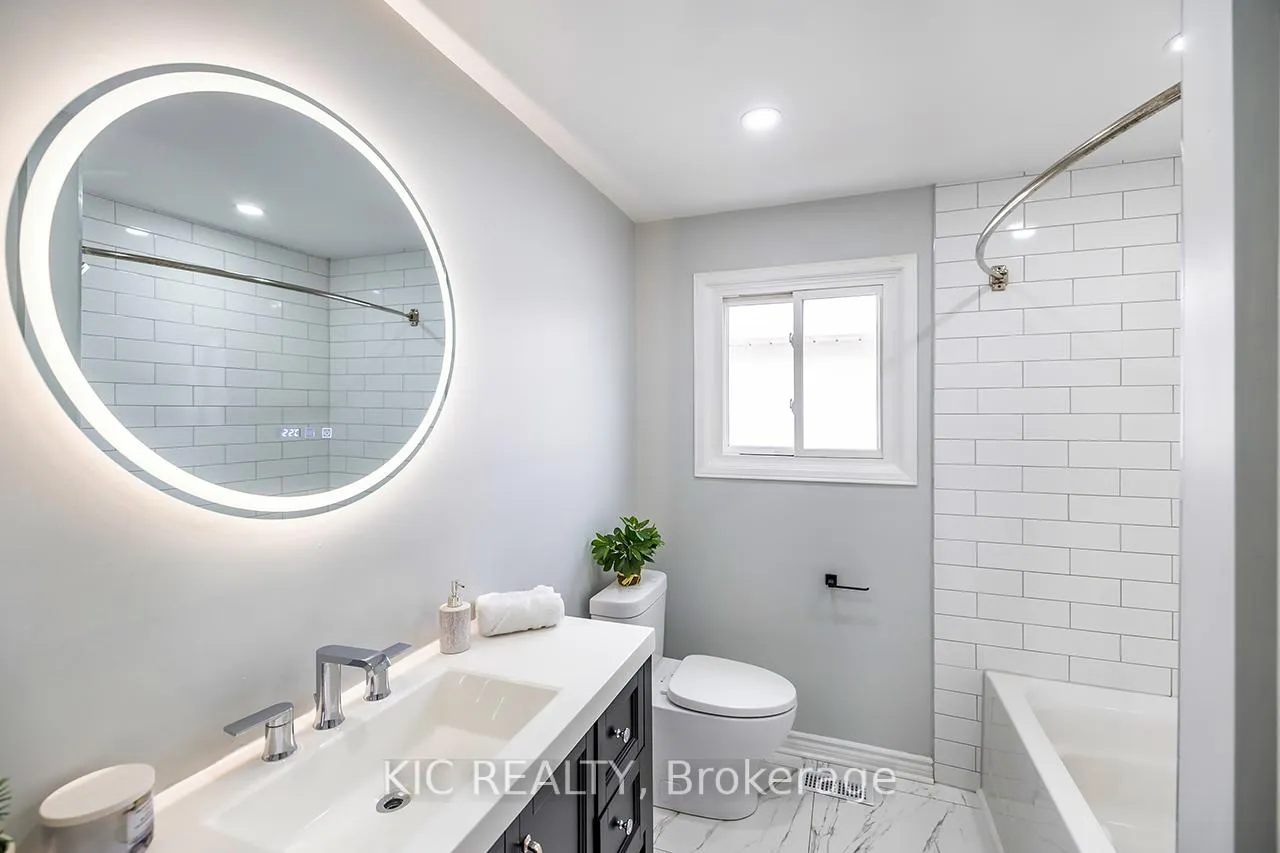 Photo 27 of 16 Turnberry Crescent, Clarington, Courtice — HOMEH