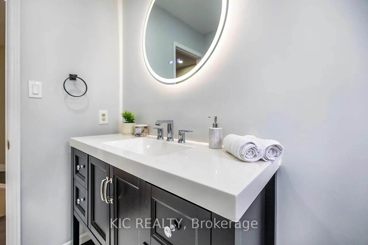 Photo 29 of 16 Turnberry Crescent, Clarington, Courtice — HOMEH