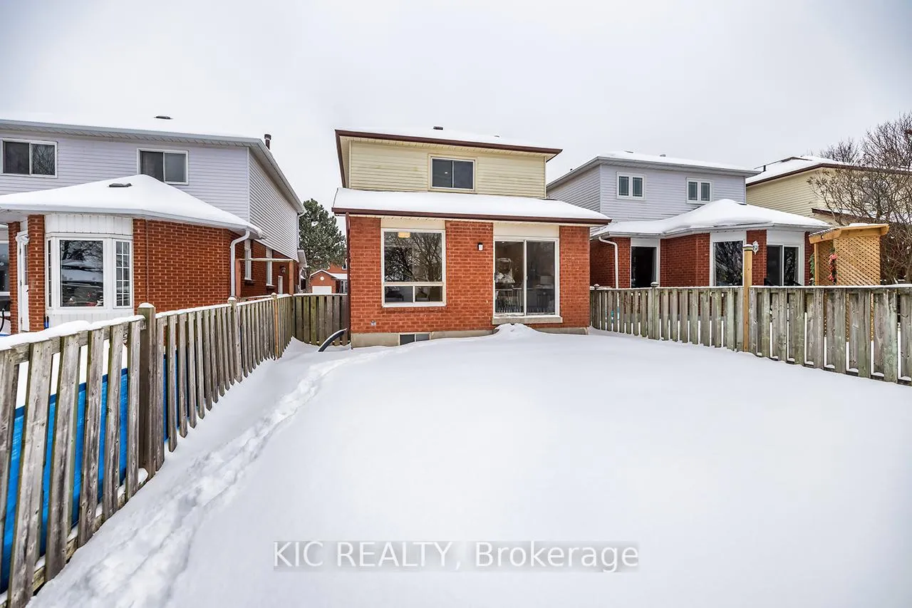 Photo 32 of 16 Turnberry Crescent, Clarington, Courtice — HOMEH