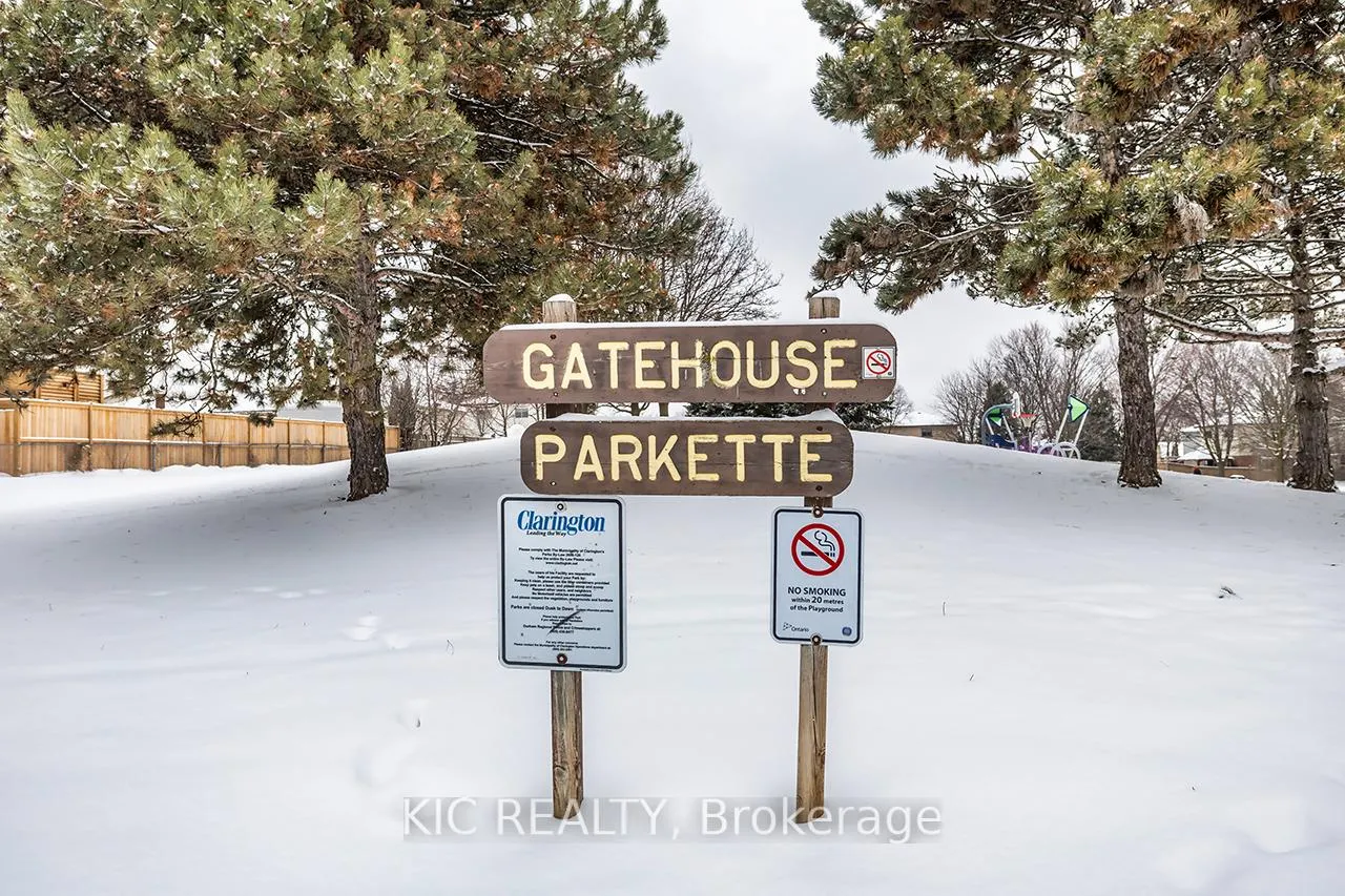 Photo 35 of 16 Turnberry Crescent, Clarington, Courtice — HOMEH