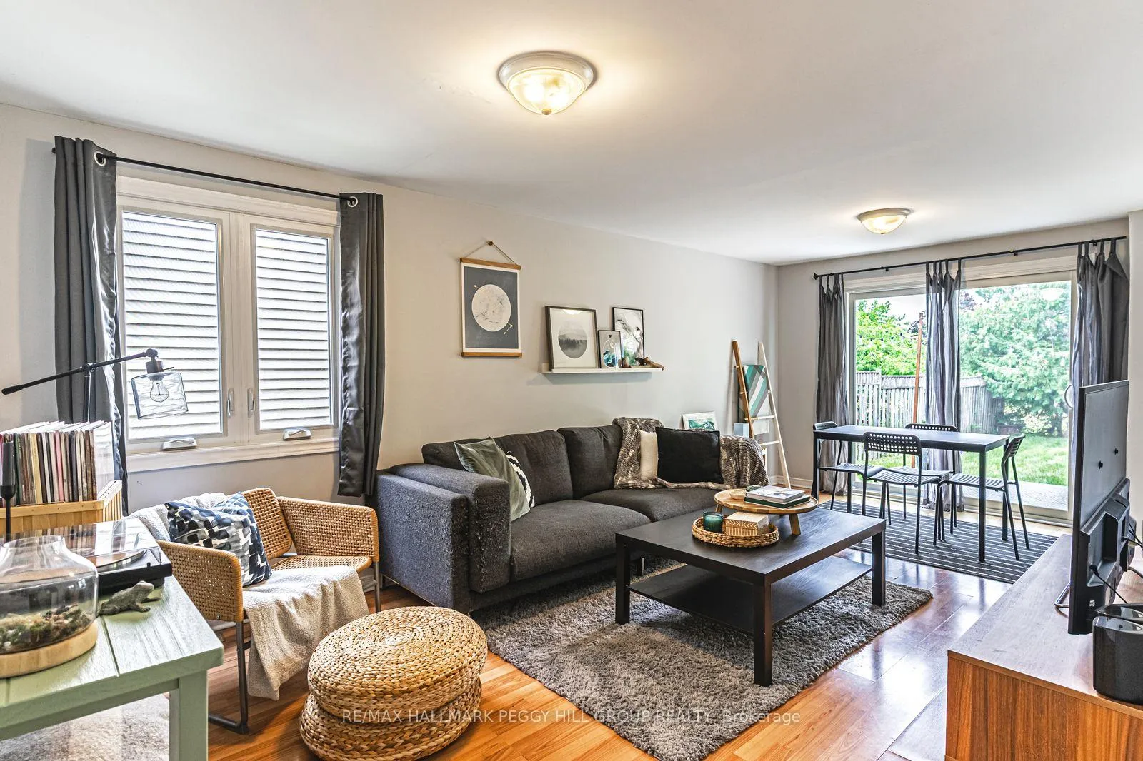 Photo 2 of 72 Maitland Drive, Barrie, Grove East — HOMEH