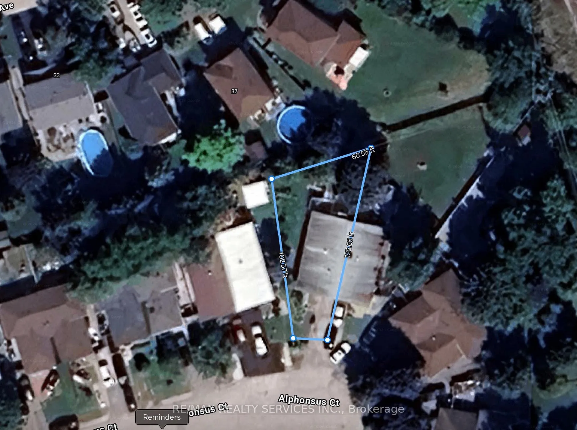 Photo 2 of 42 Alphonsus Court, New Tecumseth, Tottenham — HOMEH