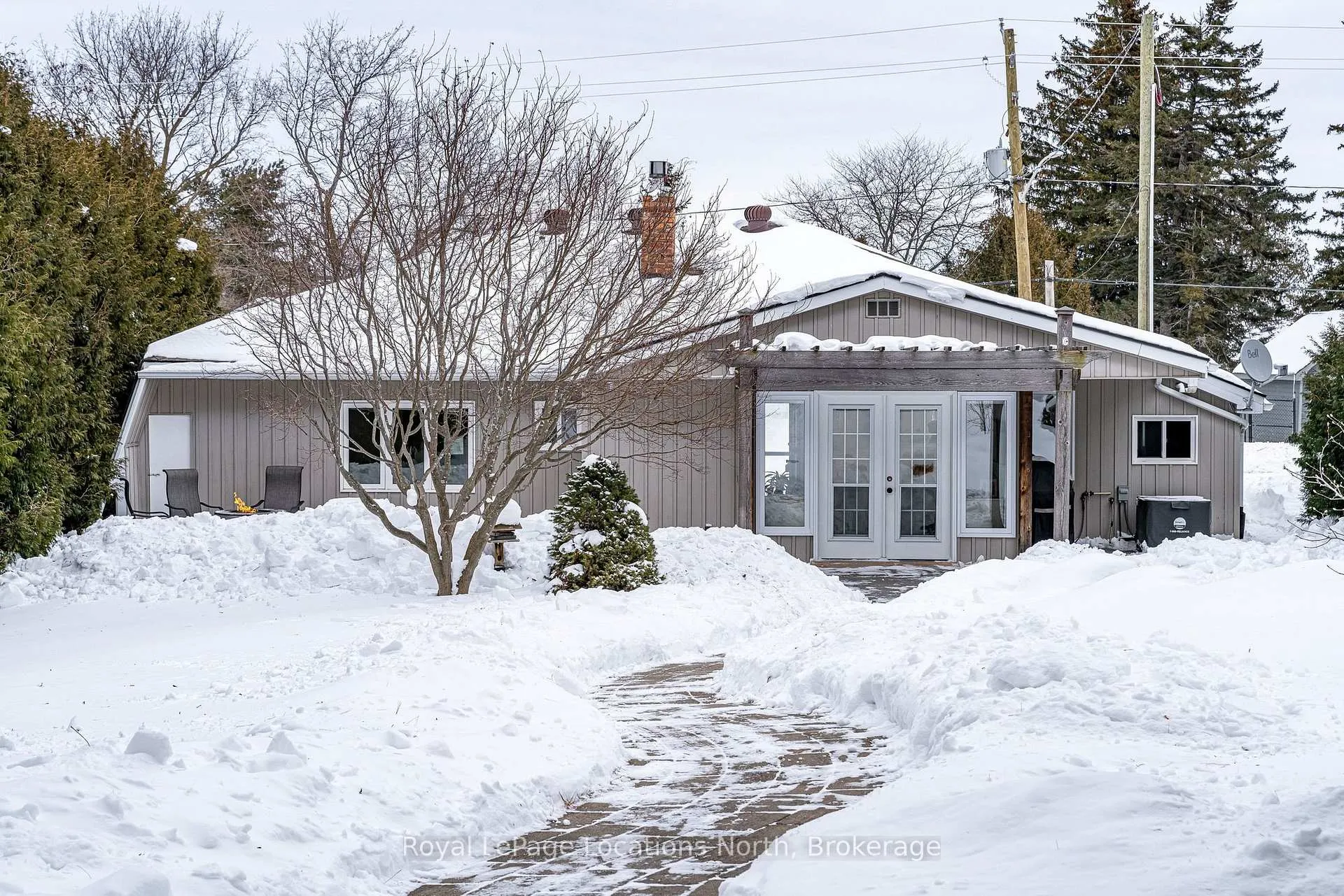 Photo 1 of 23 Huron Street W, Blue Mountains — HOMEH