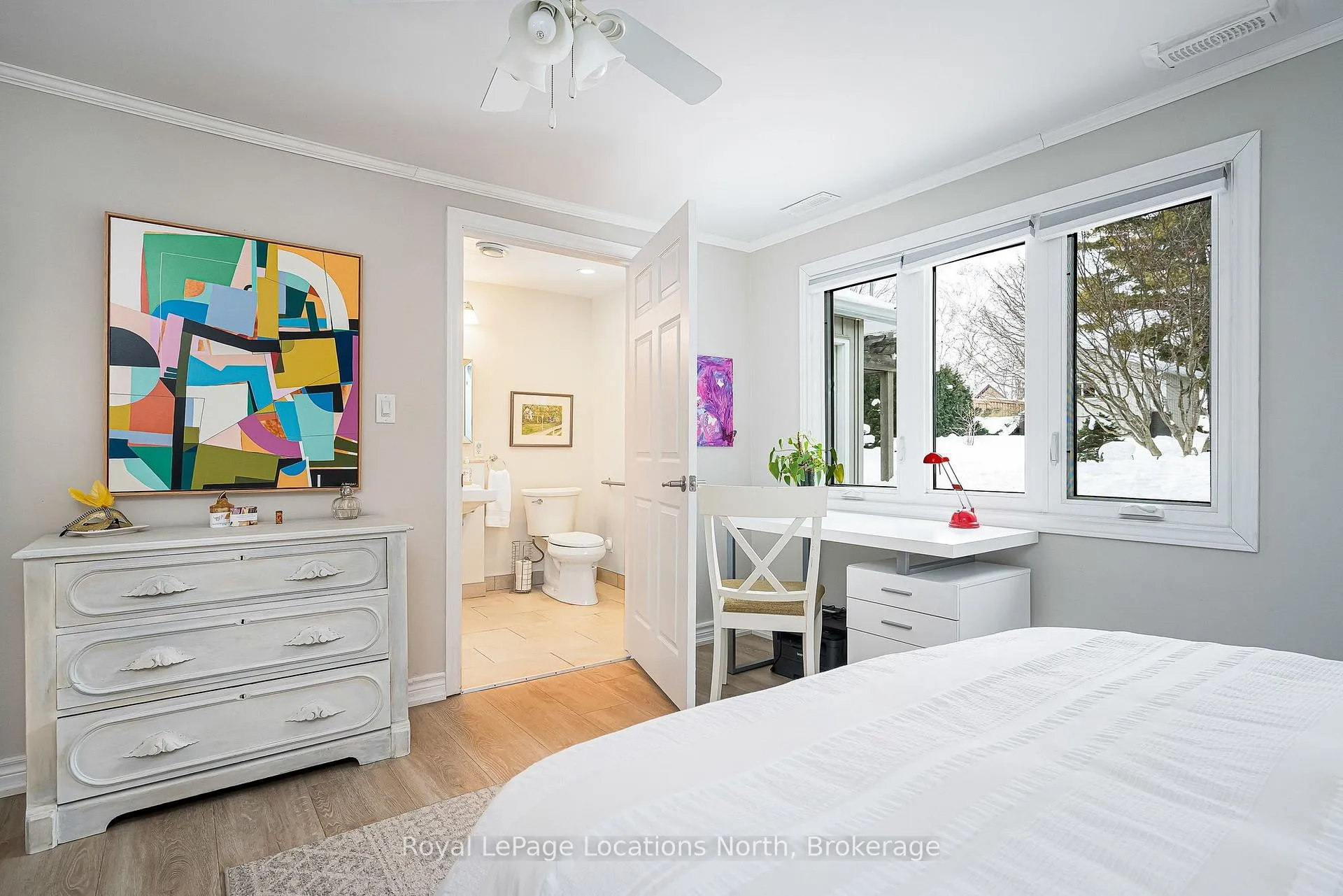 Photo 17 of 23 Huron Street W, Blue Mountains — HOMEH
