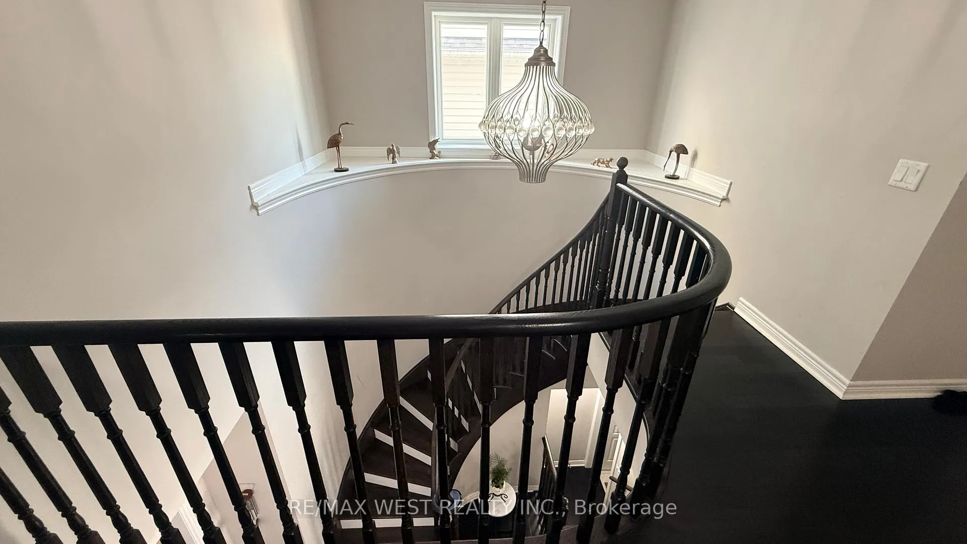 Photo 37 of 124 Johnson Drive, Shelburne — HOMEH