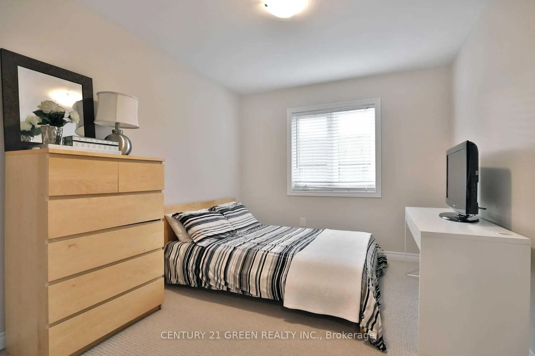 Photo 12 of Unit 3, 515 Winston Road, Grimsby, Grimsby Beach — HOMEH
