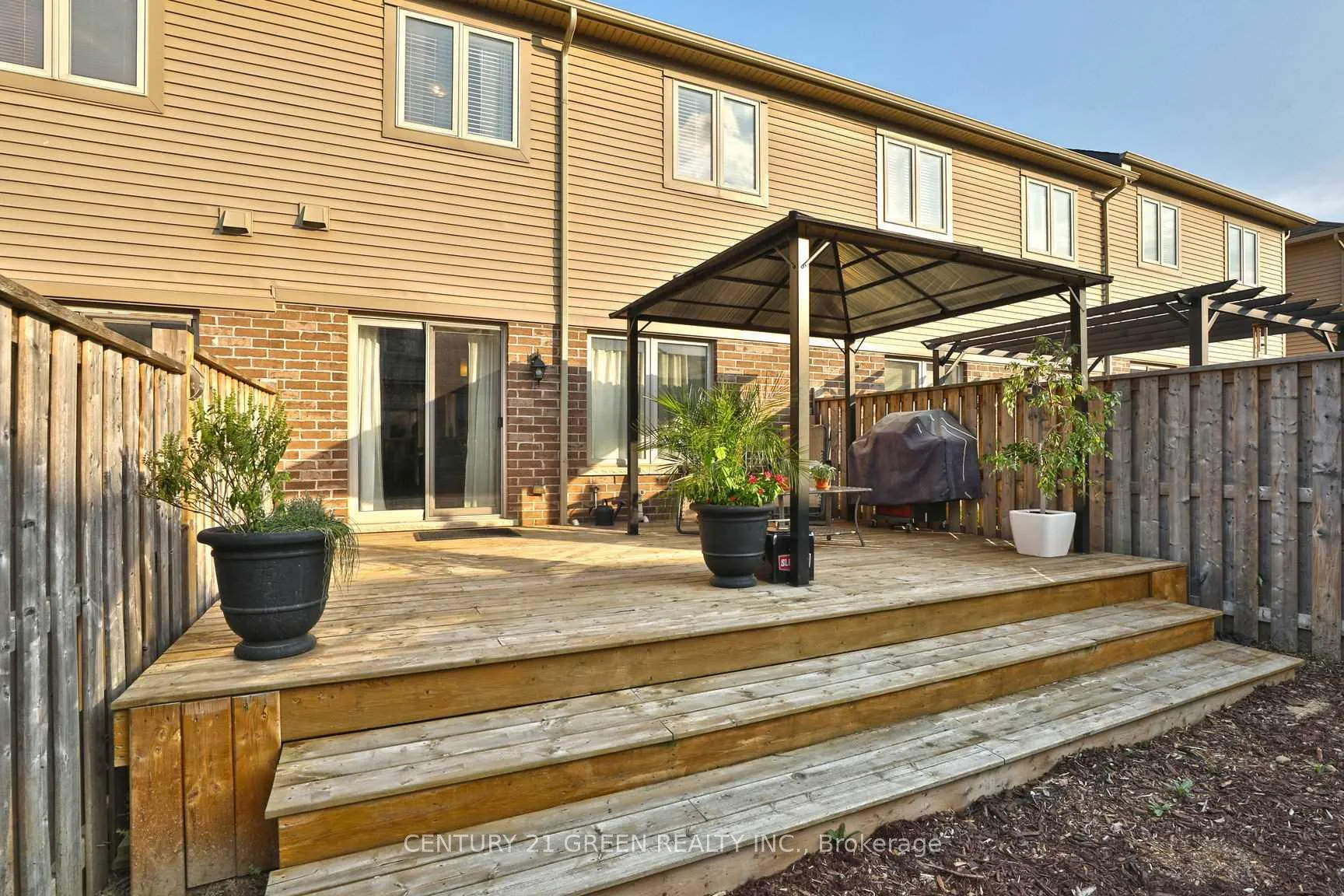 Photo 15 of Unit 3, 515 Winston Road, Grimsby, Grimsby Beach — HOMEH
