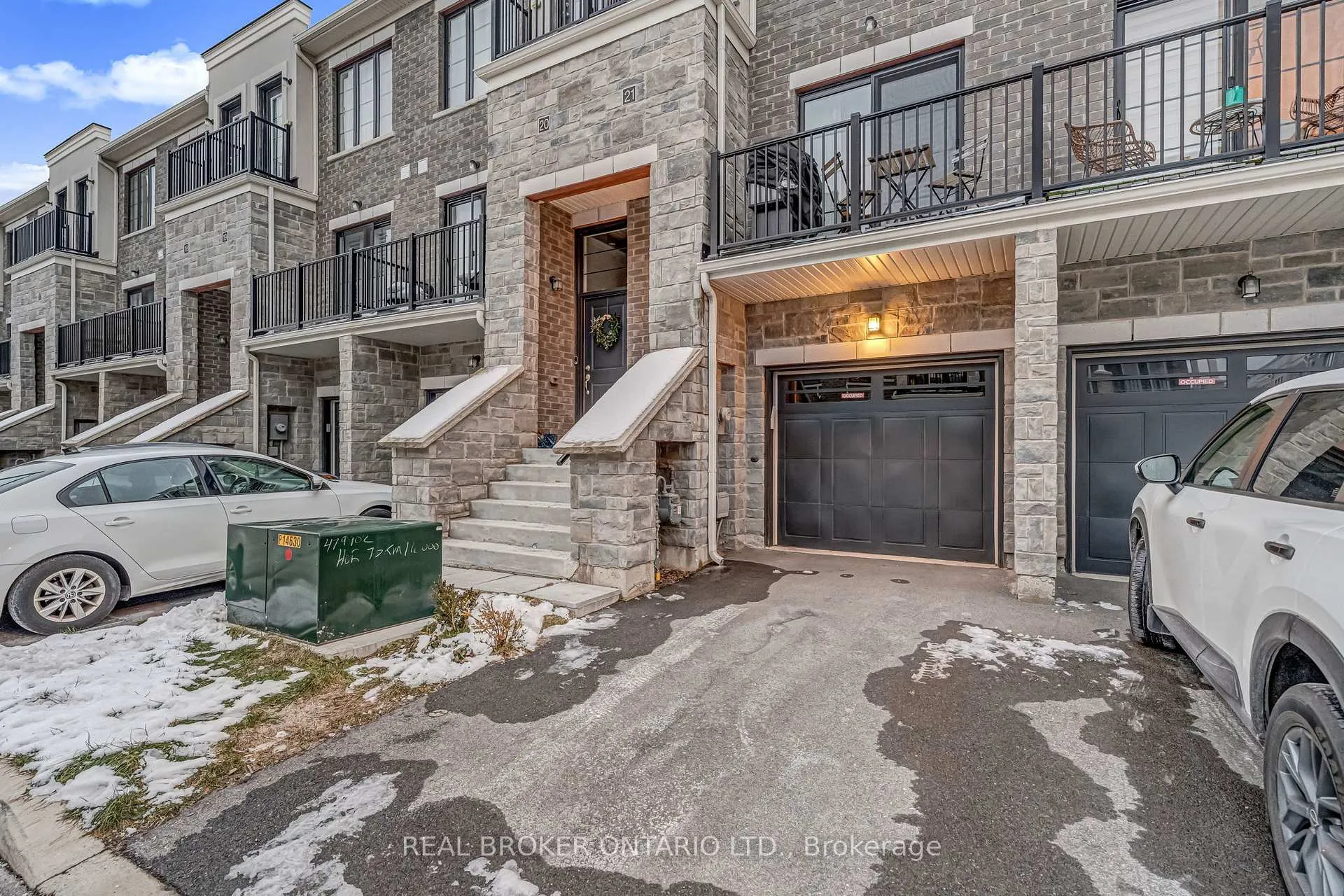 Photo 4 of Unit 21, 383 Dundas Street E, Hamilton, Waterdown — HOMEH