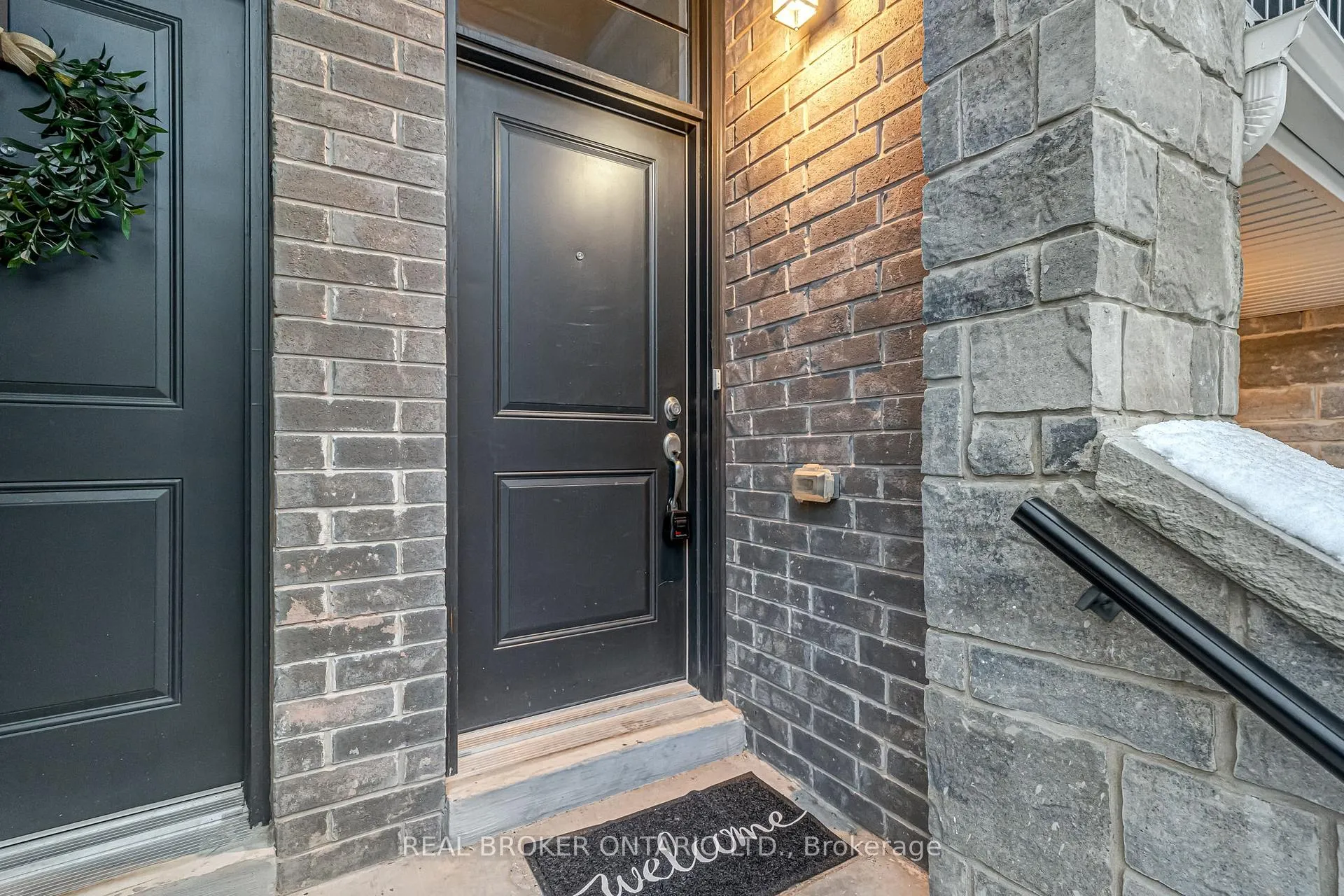 Photo 5 of Unit 21, 383 Dundas Street E, Hamilton, Waterdown — HOMEH