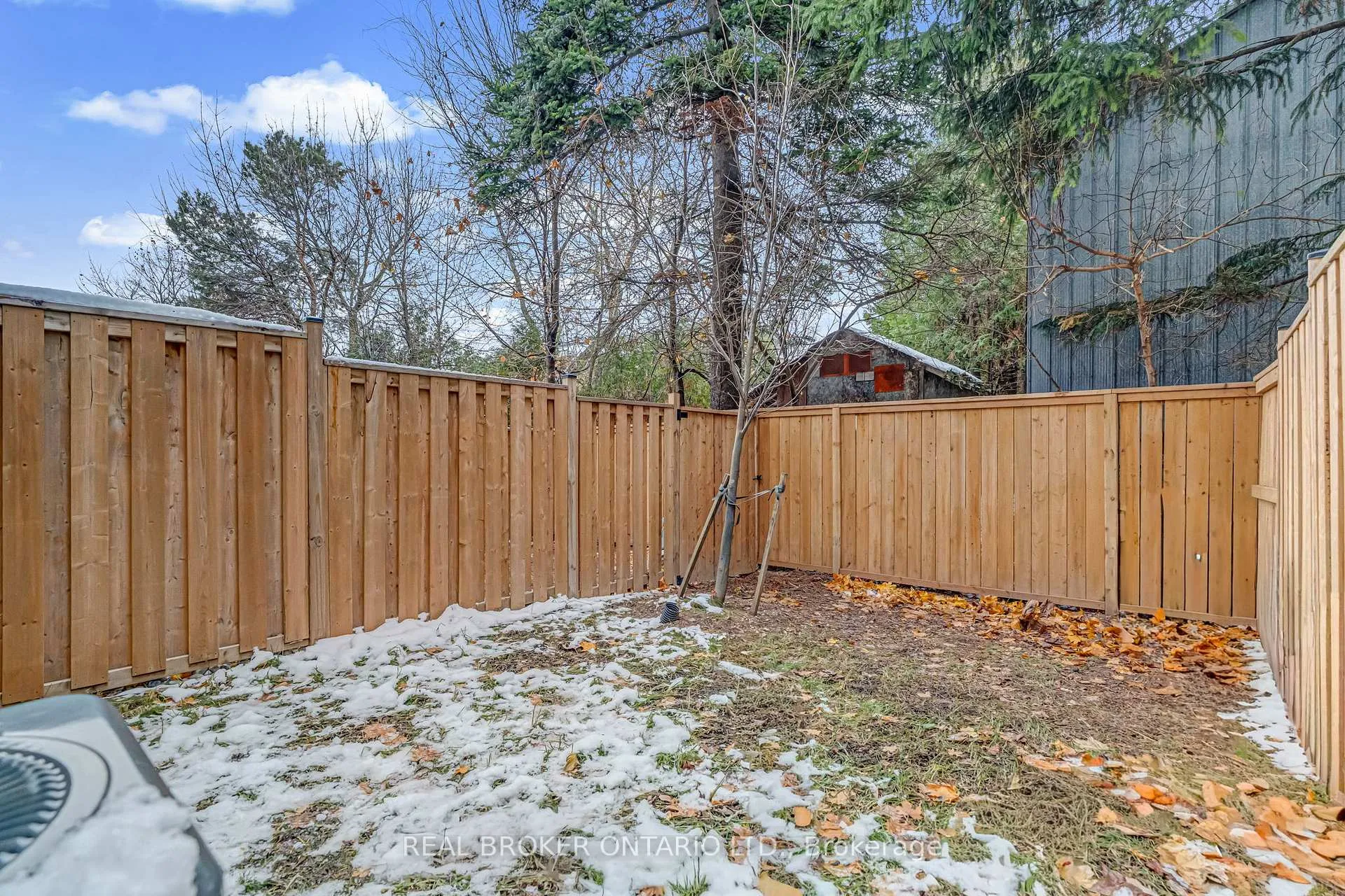 Photo 43 of Unit 21, 383 Dundas Street E, Hamilton, Waterdown — HOMEH