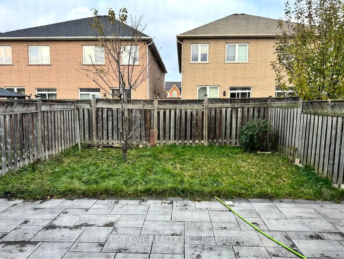 Photo 12 of 25 Jack Monkman Crescent, Markham, Cedarwood — HOMEH
