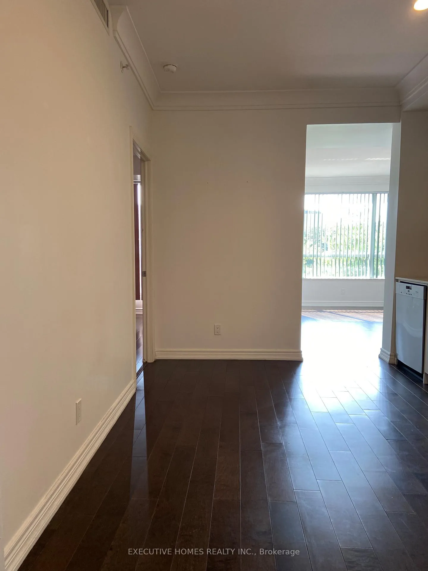 Photo 4 of Unit 219, 23 Glebe Road W, Toronto, Yonge-Eglinton — HOMEH