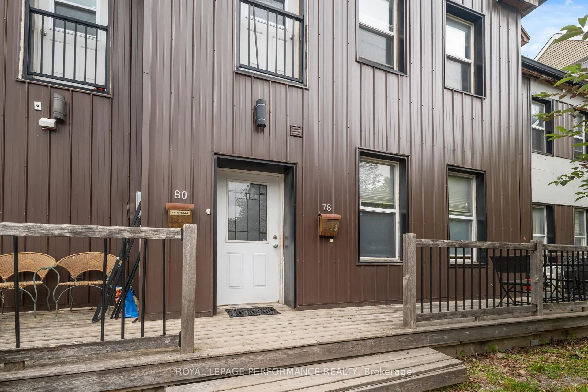 Photo 2 of Unit 2, 78 Cambridge Street N, Ottawa, West Centre Town — HOMEH