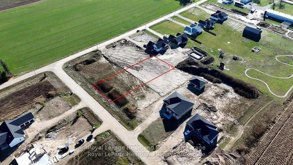 Photo 10 of 43723 Adelaide Street, Huron East, Grey — HOMEH