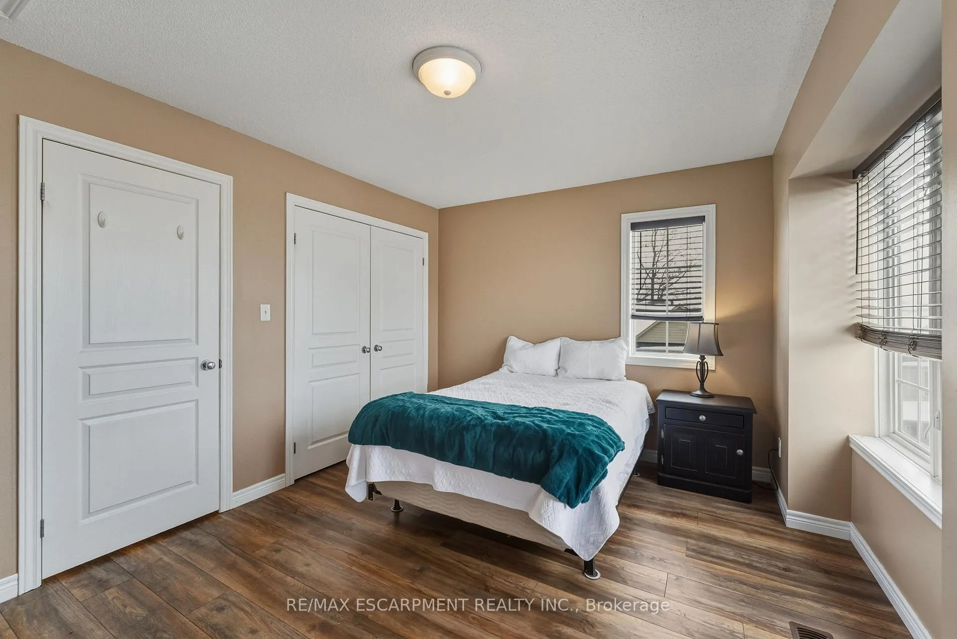 Photo 23 of 6 Chapman Lane, Hamilton, Ancaster — HOMEH