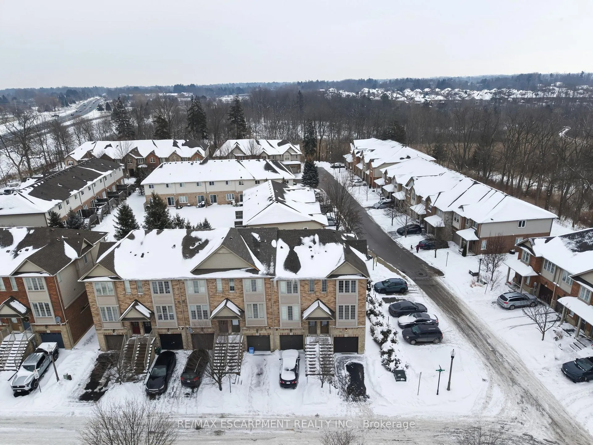 Photo 36 of 6 Chapman Lane, Hamilton, Ancaster — HOMEH