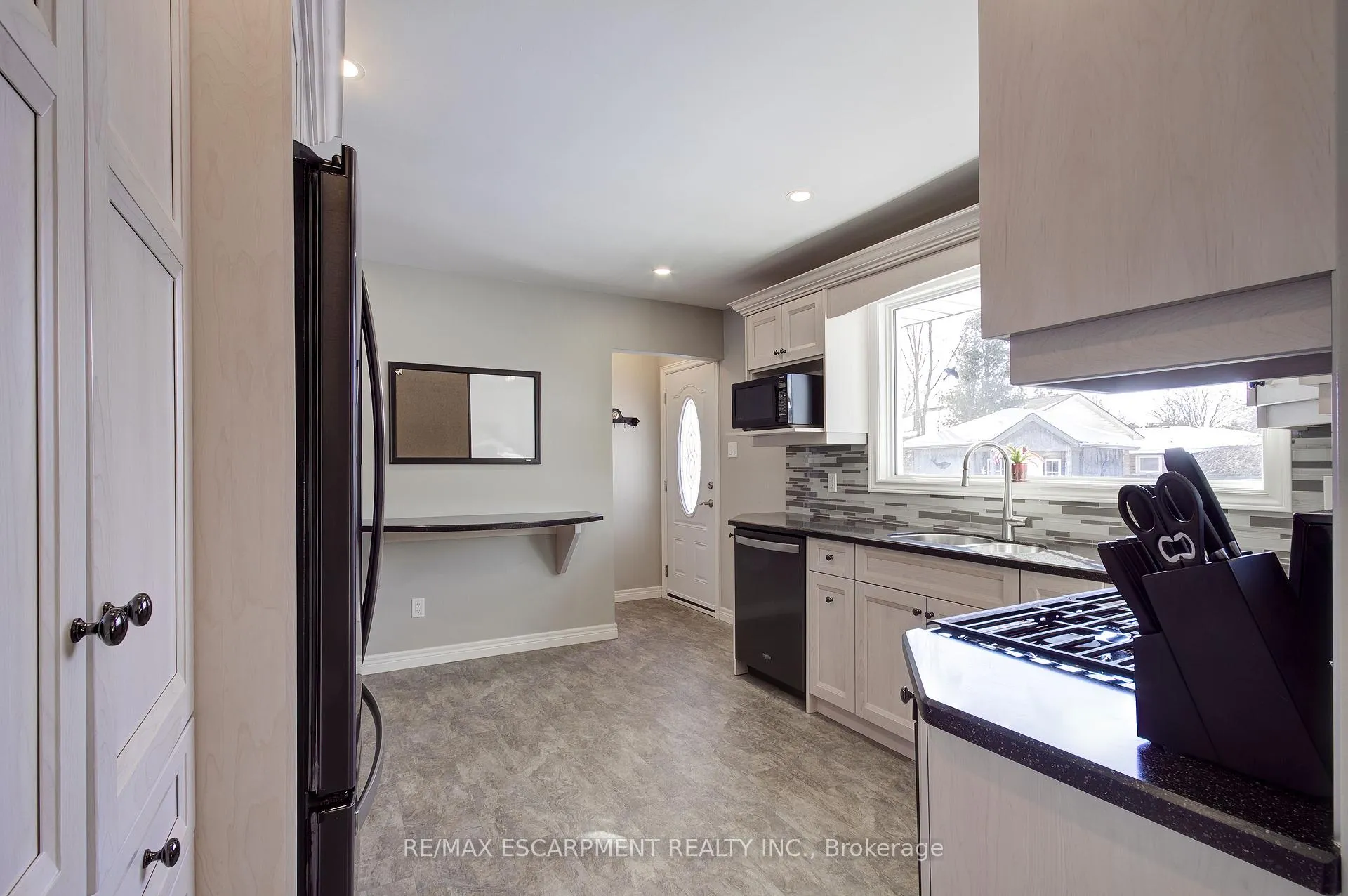 Photo 7 of 8 Jeanette Street, Hamilton, Lawfield — HOMEH