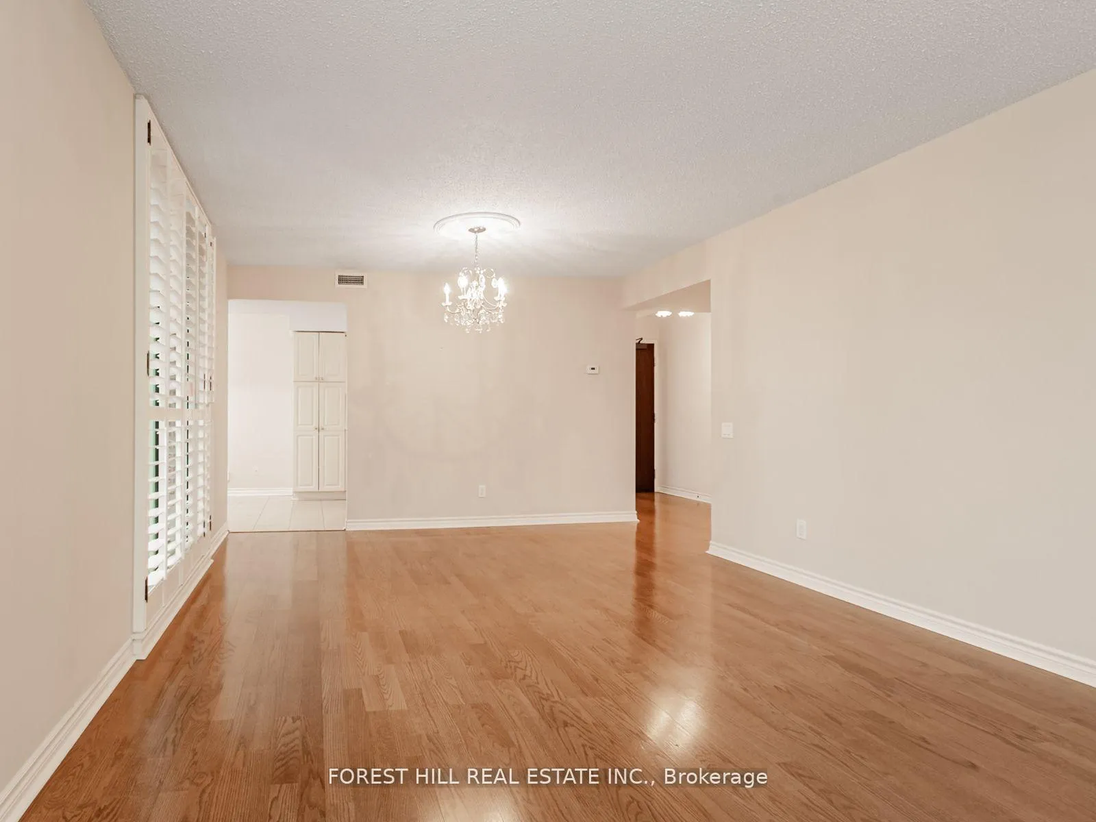 Photo 11 of Unit 310, 8 Covington Road, Toronto, Englemount-Lawrence — HOMEH