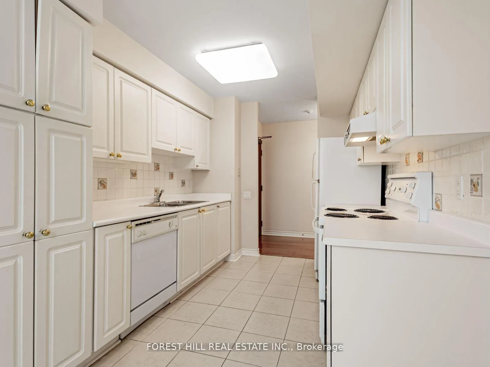 Photo 14 of Unit 310, 8 Covington Road, Toronto, Englemount-Lawrence — HOMEH