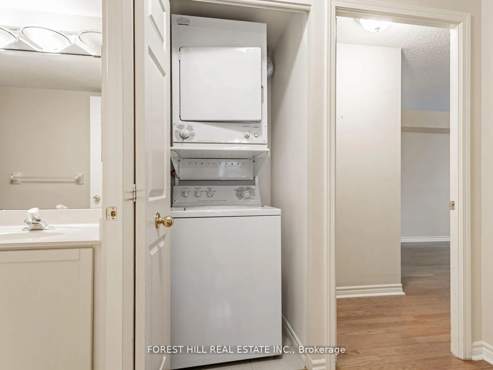 Photo 19 of Unit 310, 8 Covington Road, Toronto, Englemount-Lawrence — HOMEH