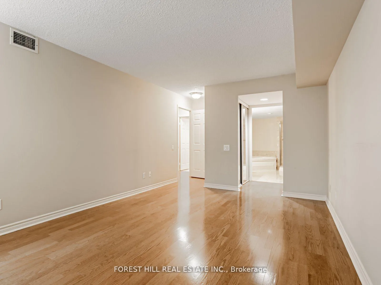 Photo 23 of Unit 310, 8 Covington Road, Toronto, Englemount-Lawrence — HOMEH